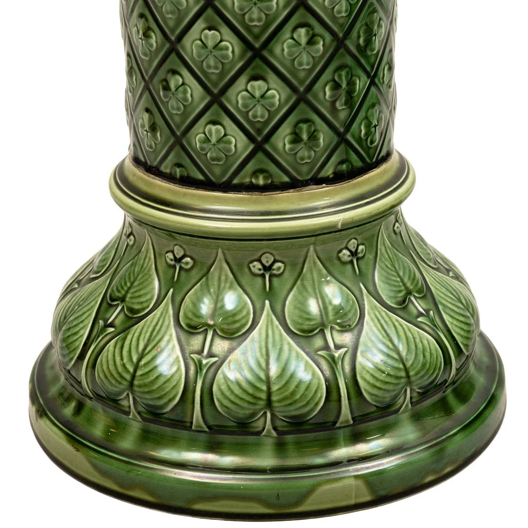 green ceramic pedestal 6.jpg