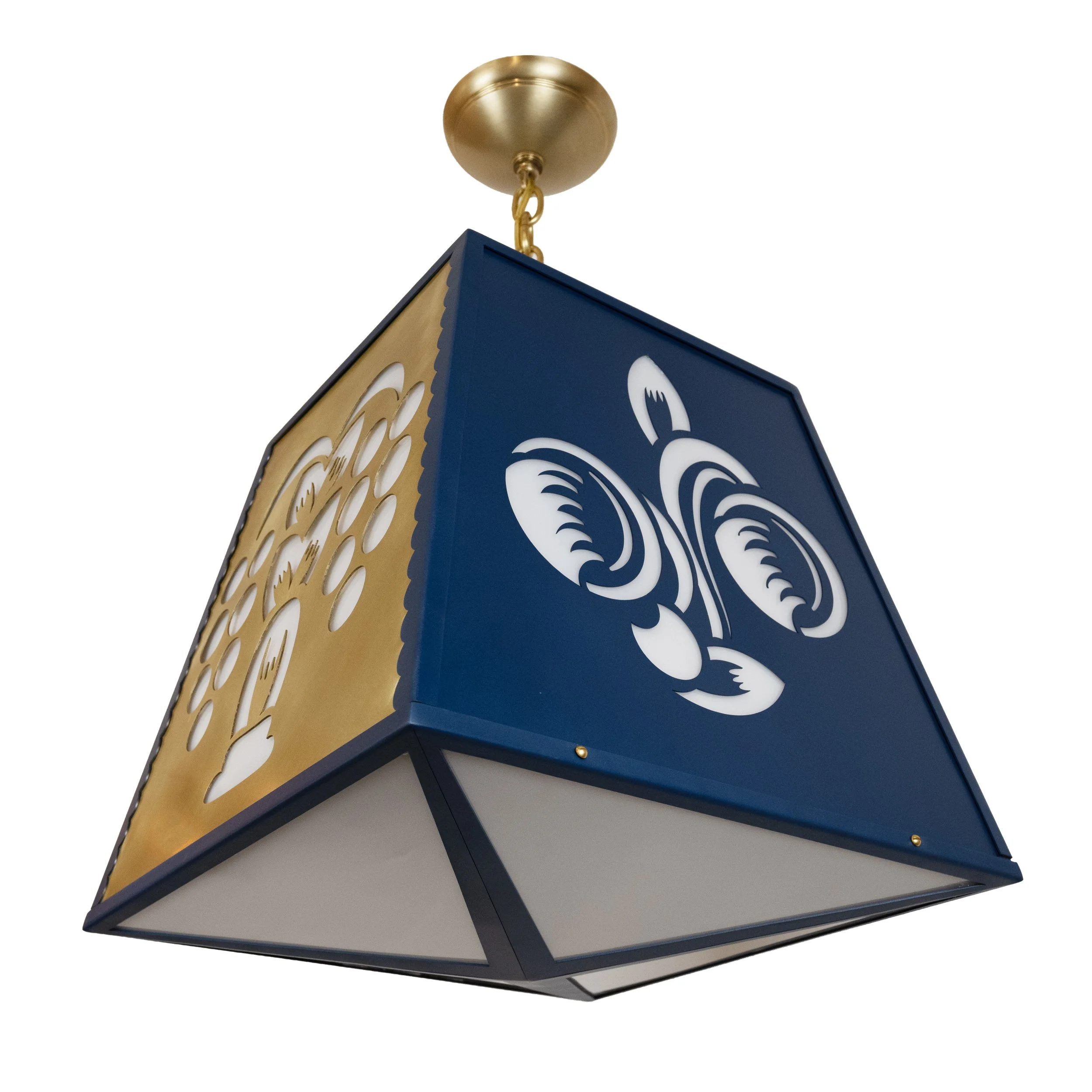 edgar pendant photo 6.jpg