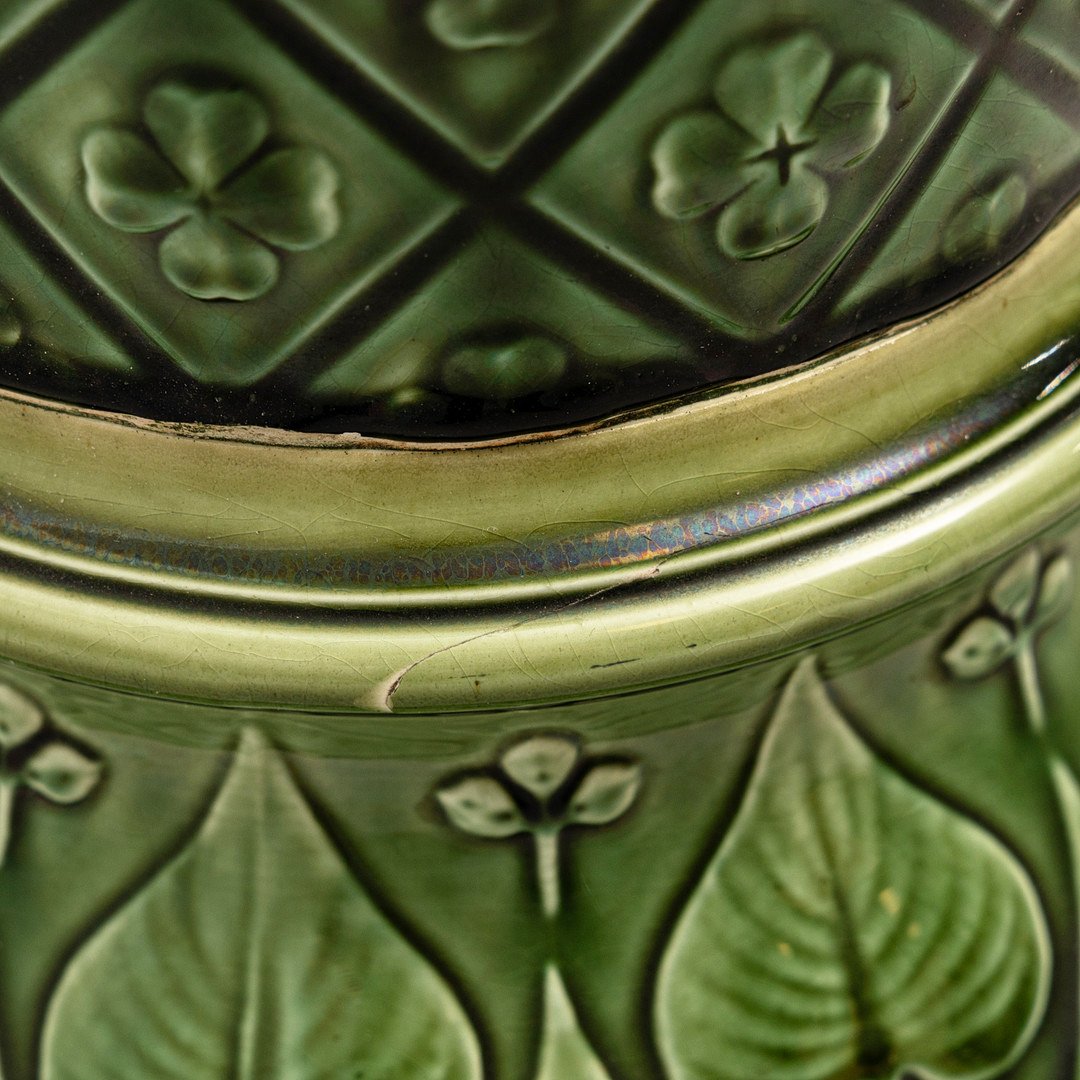 green ceramic pedestal 9.jpg
