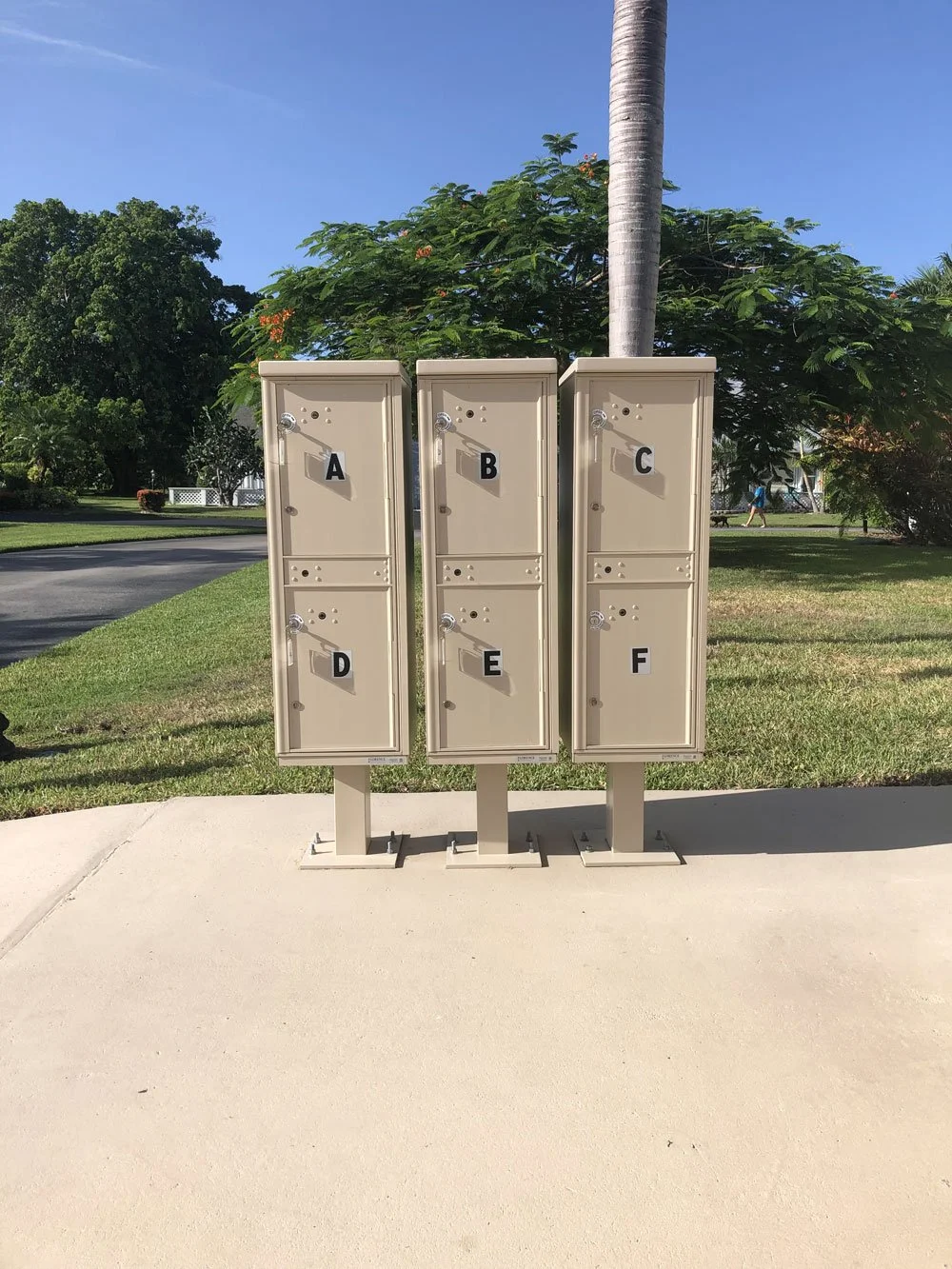 NewMailboxes-2.jpg