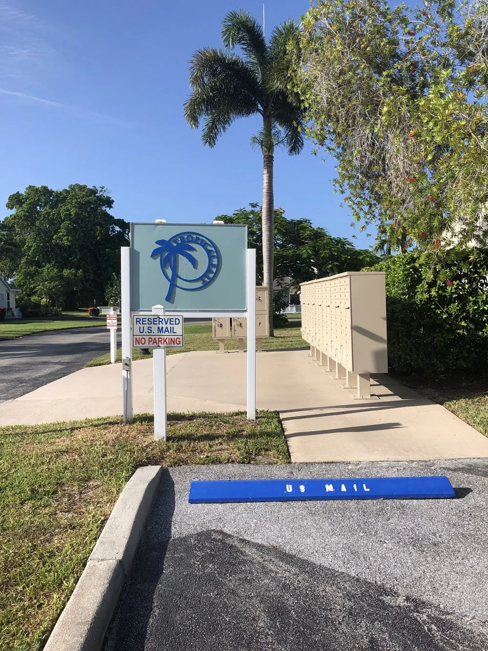 NewMailboxes-3.jpg