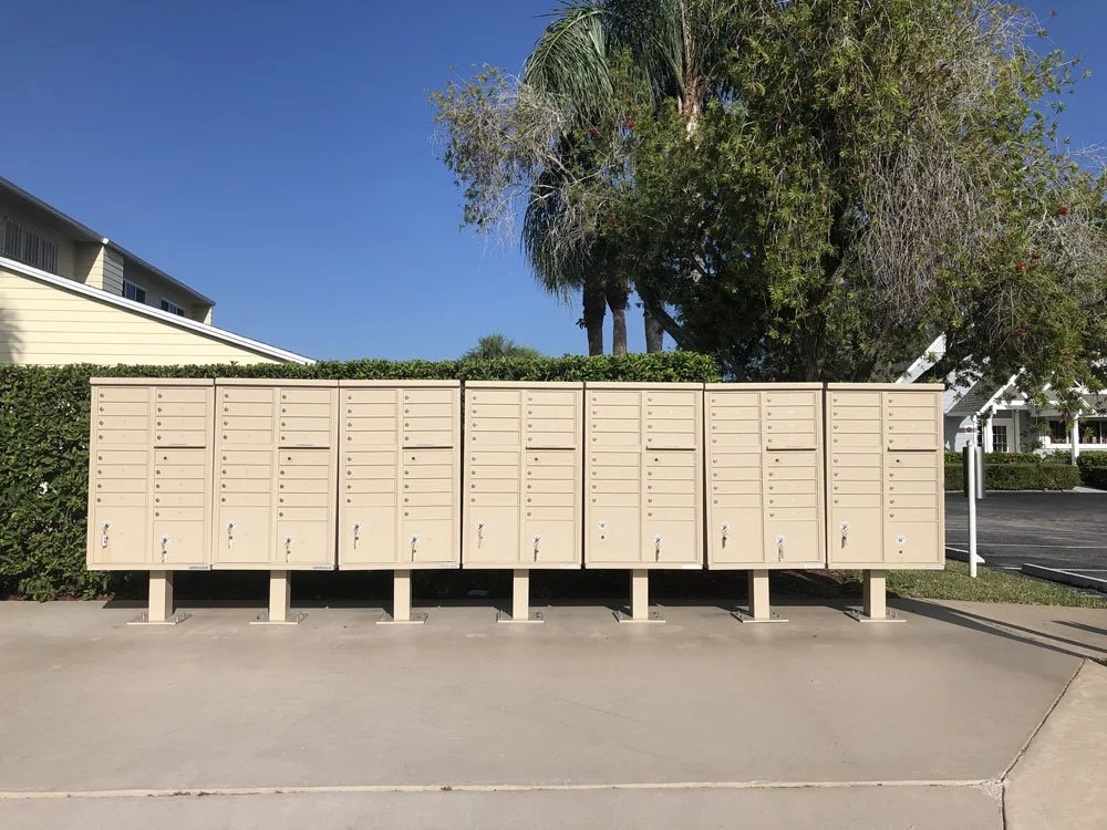 NewMailboxes.jpg