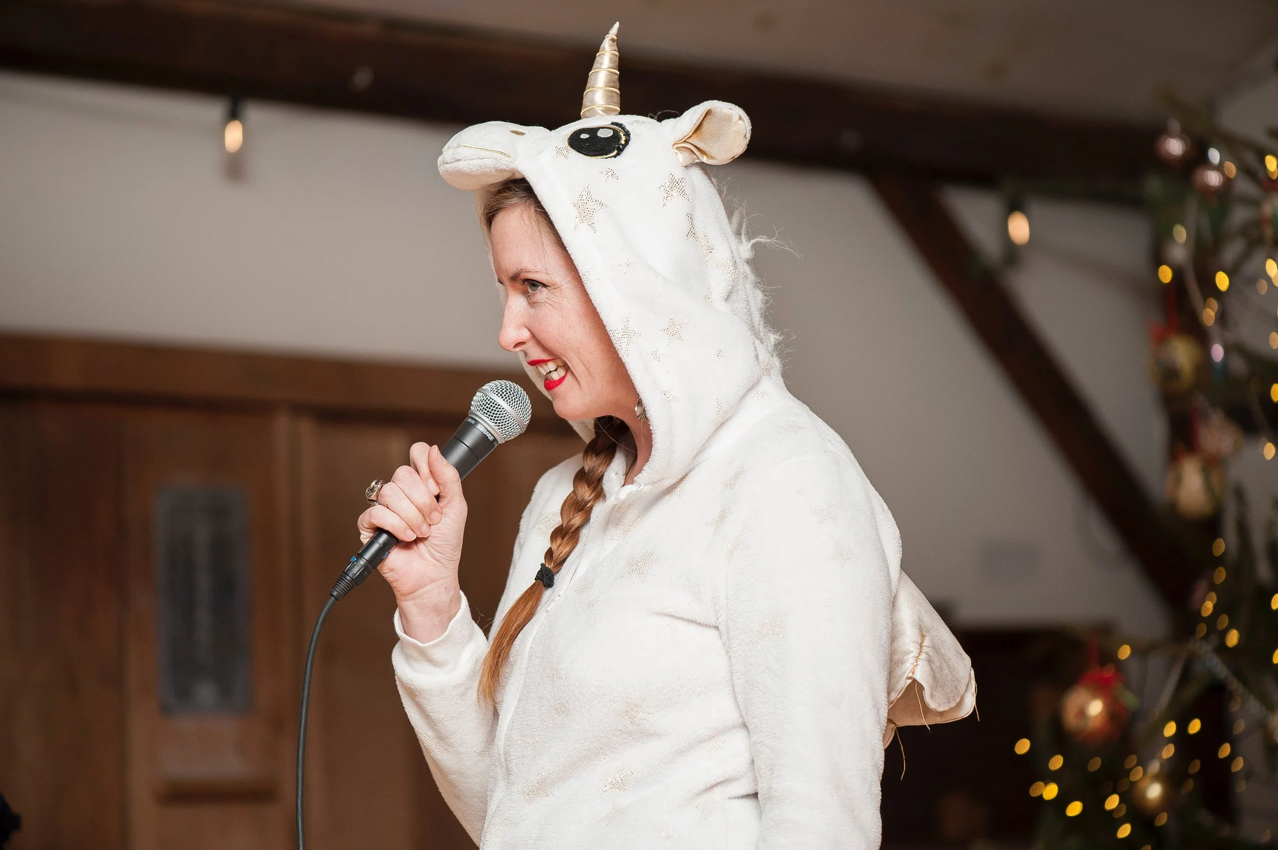 Holiday Cabaret 23 88.JPEG