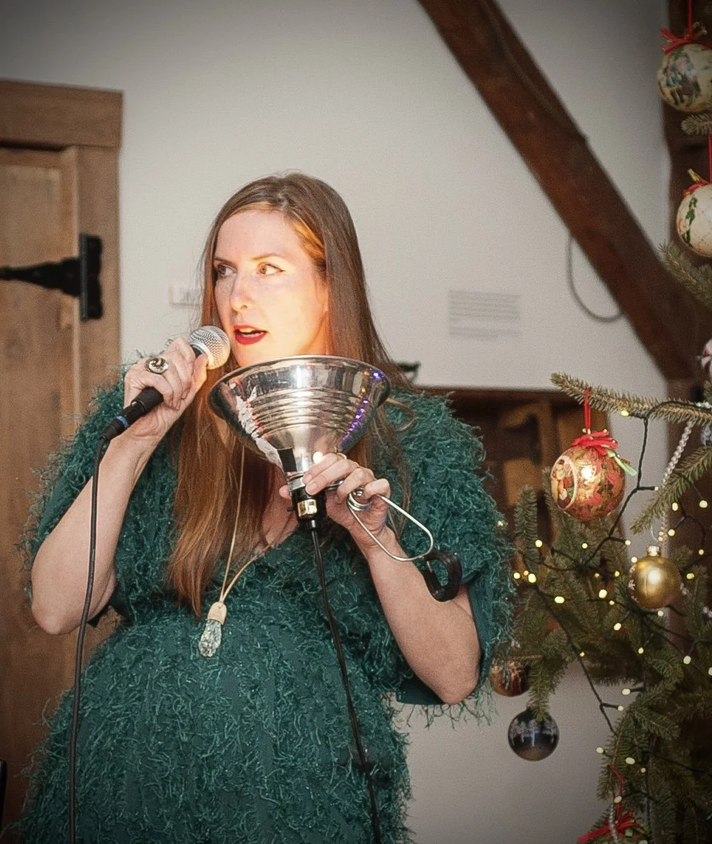 Holiday Cabaret 23 18.jpg