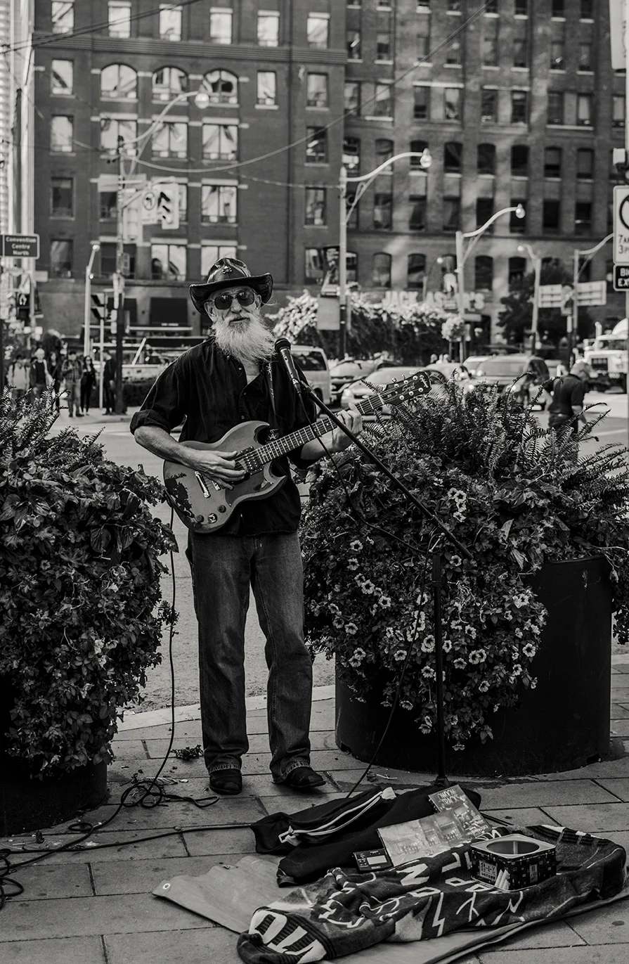 BeardedSinger.jpg