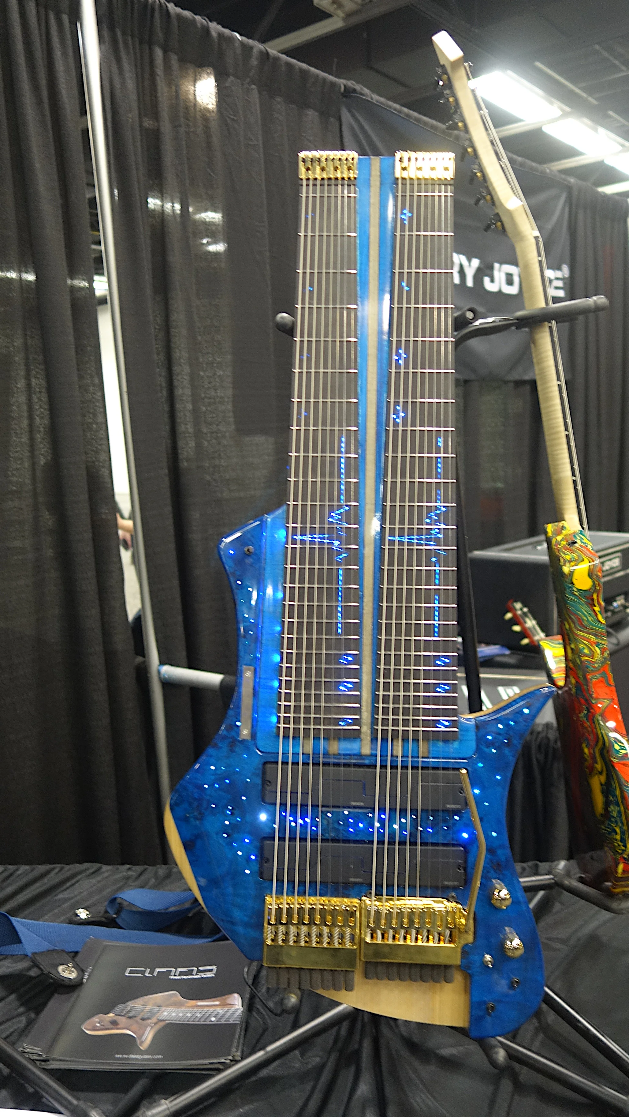 CLAAS Doubleneck.JPG