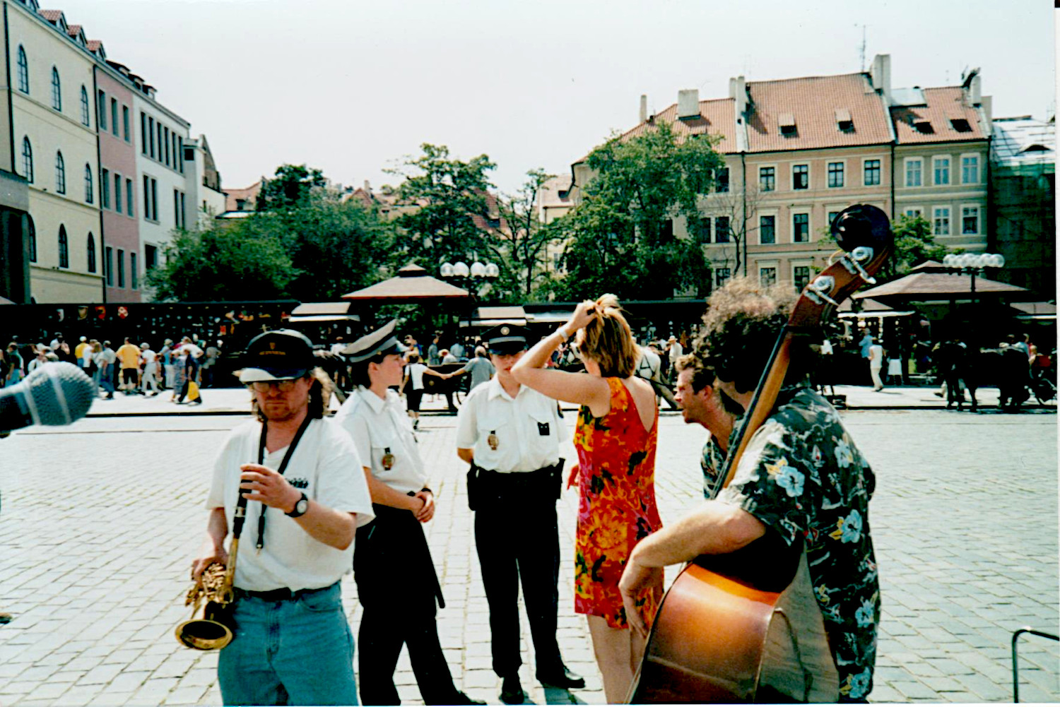 CC_Prague_Clock Square bust.jpg