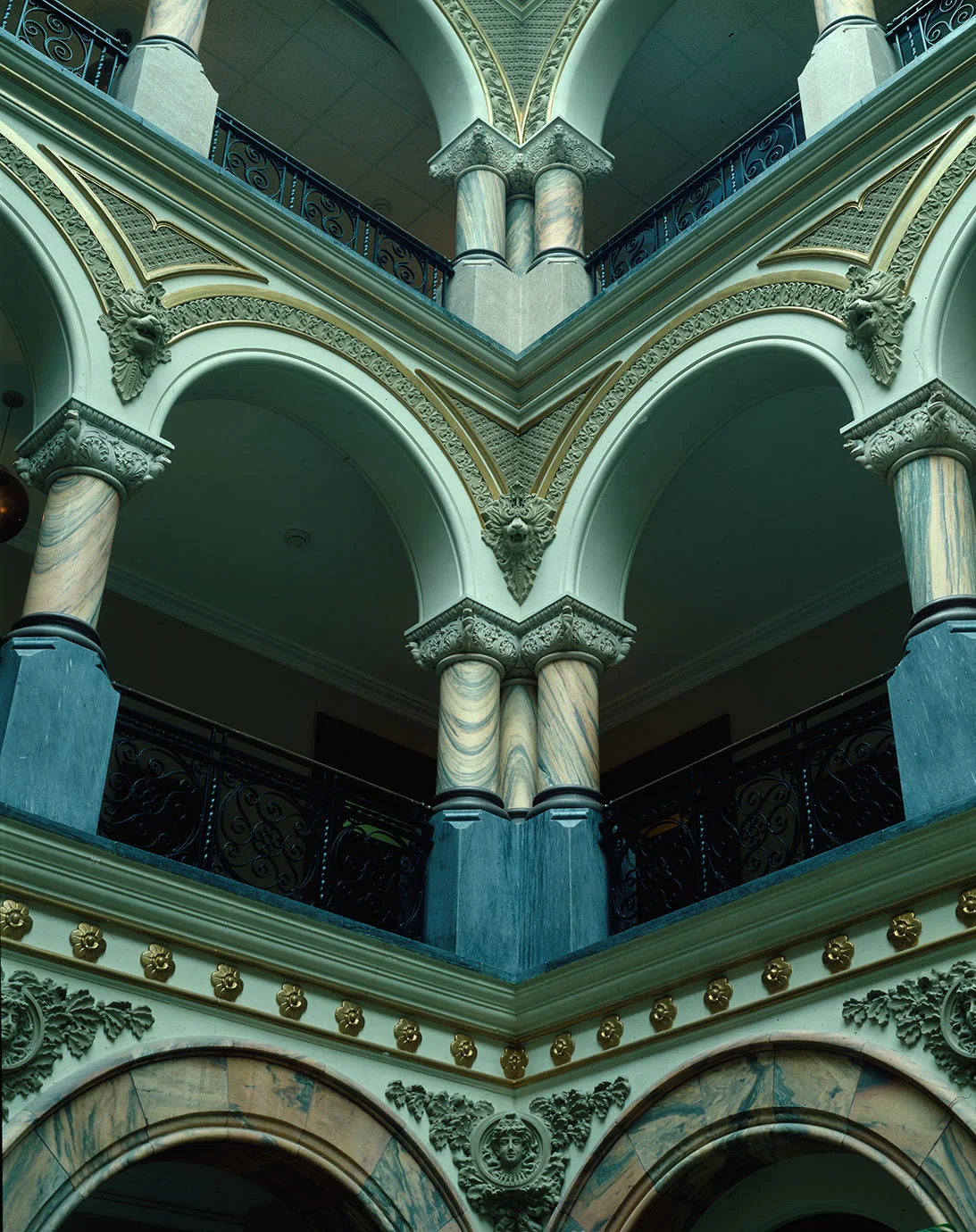 Cleveland interior1 (2).jpg