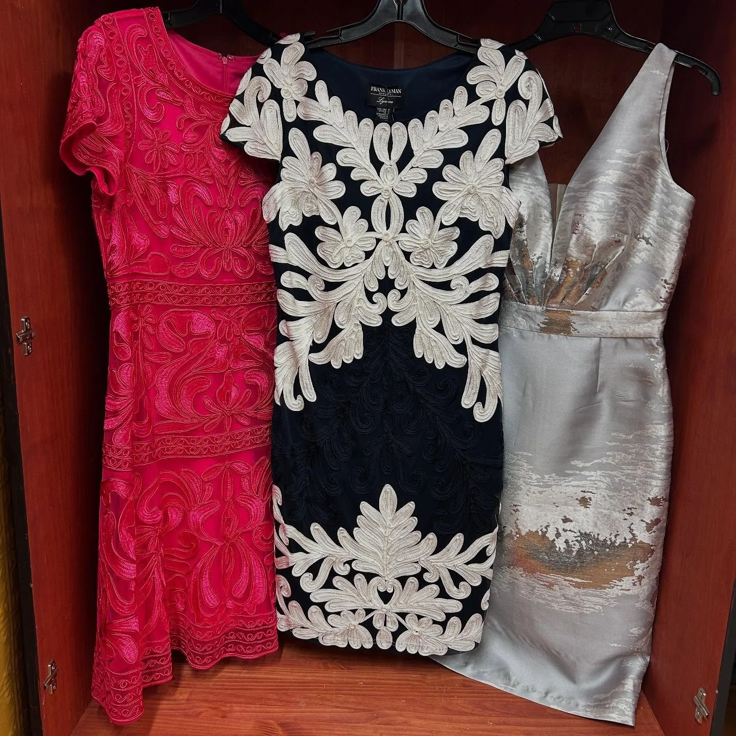 Have a fancy occasion in the calendar? Check out the fabulous new collection now on consignment from @kikids_dress_boutique! Expect quality name brands such as Joesph Ribkoff and Frank Lyman, all brand new with the tags and available in multiple size