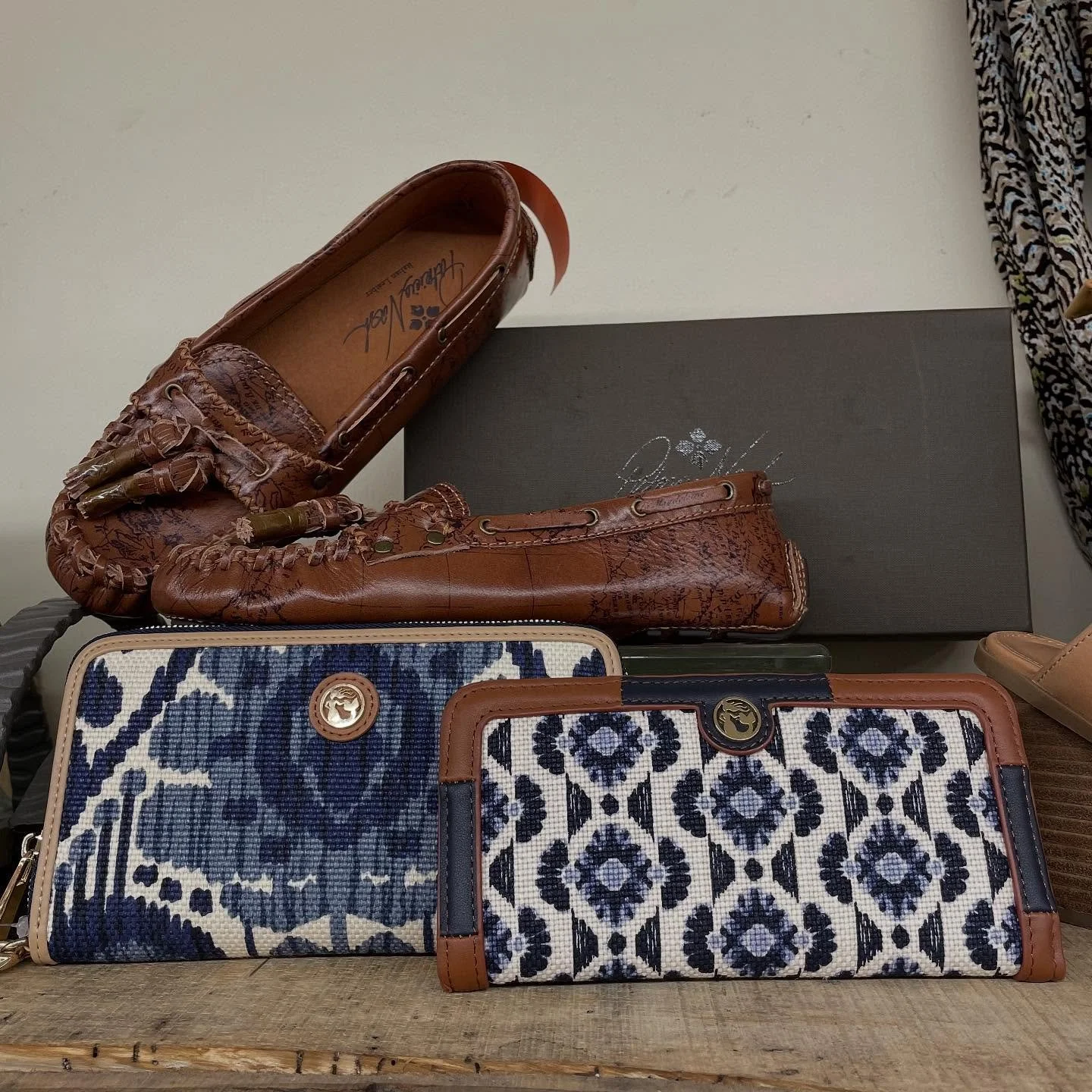 New in box Patricia Nash Map Leather Loafers size 9 and a lovely assortment of new Spartina bags and accessories.