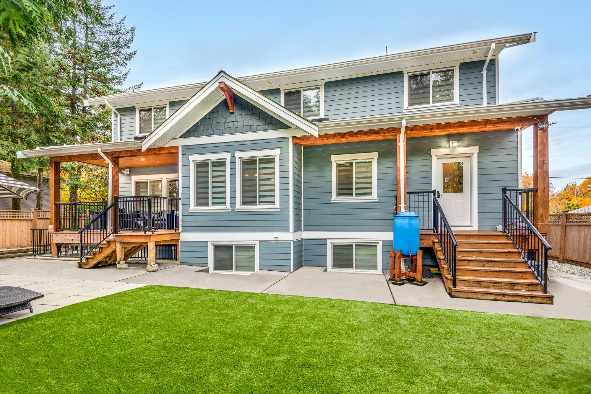 971 Lillian St Coquitlam-9.jpg