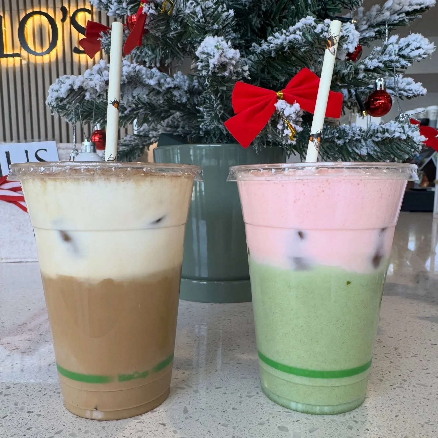 🎄OUR CHRISTMAS DRINK SPECIALS ARE HERE 🎄

🍁 gingerbread iced latte with maple cold foam
🍓 iced matcha with strawberry cold foam

They are available until the end of December, or until stock runs out! ✨✨