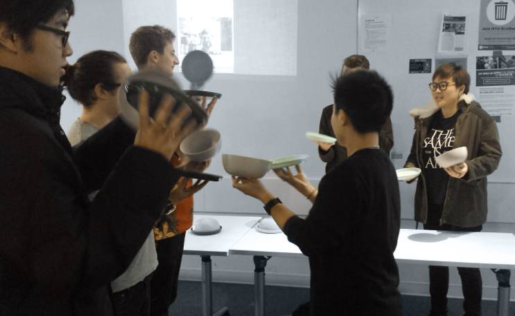 Starting Ritual of showing empty plates