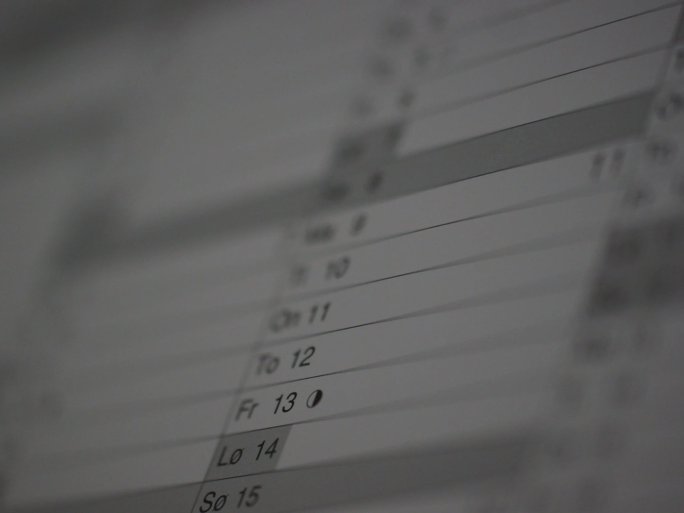 blur-calendar-date-272977%2B%25281%2529.jpg