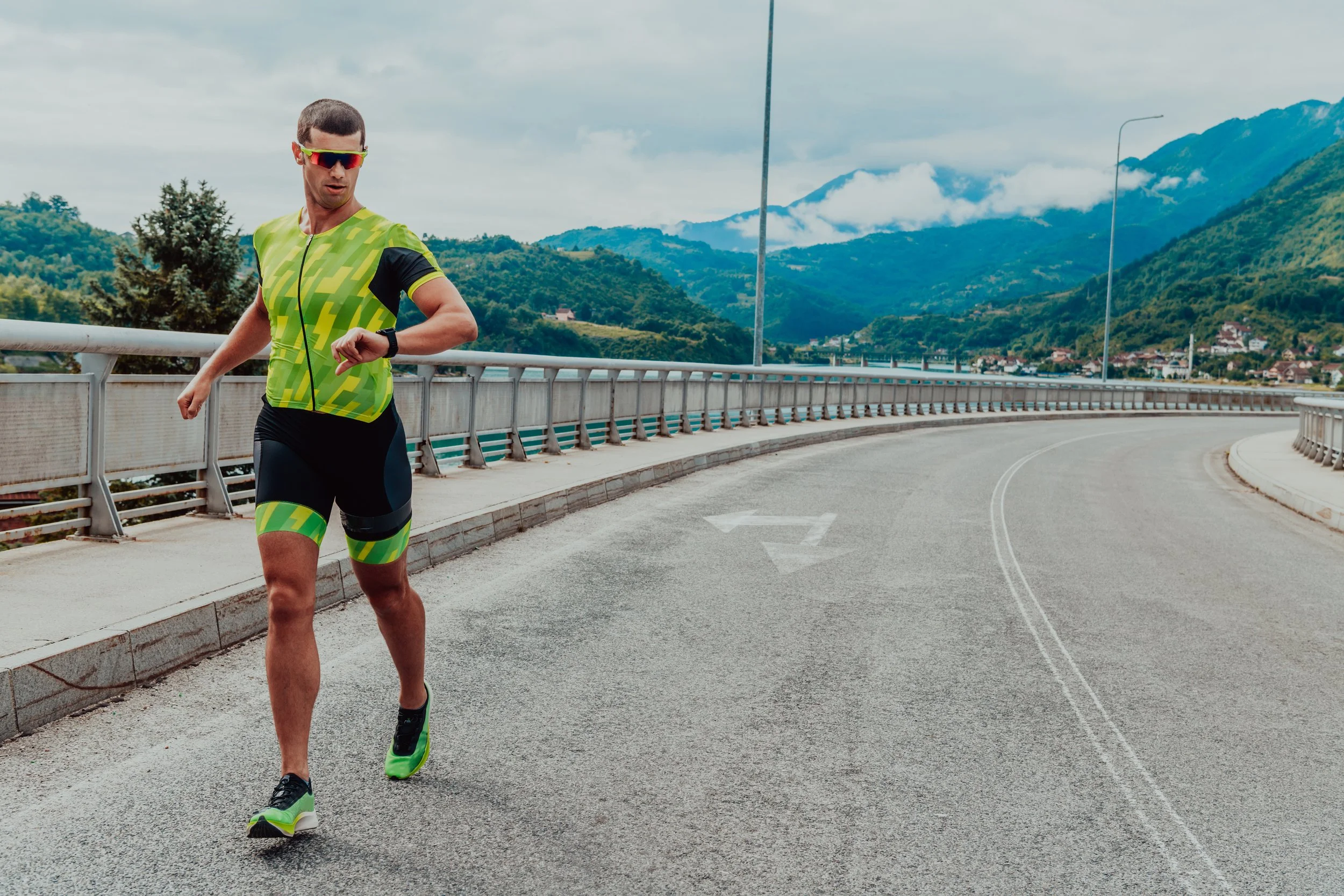 Episode 275: Run Ready - An Evolved Approach to Get Faster and Stay Injury Free in Running