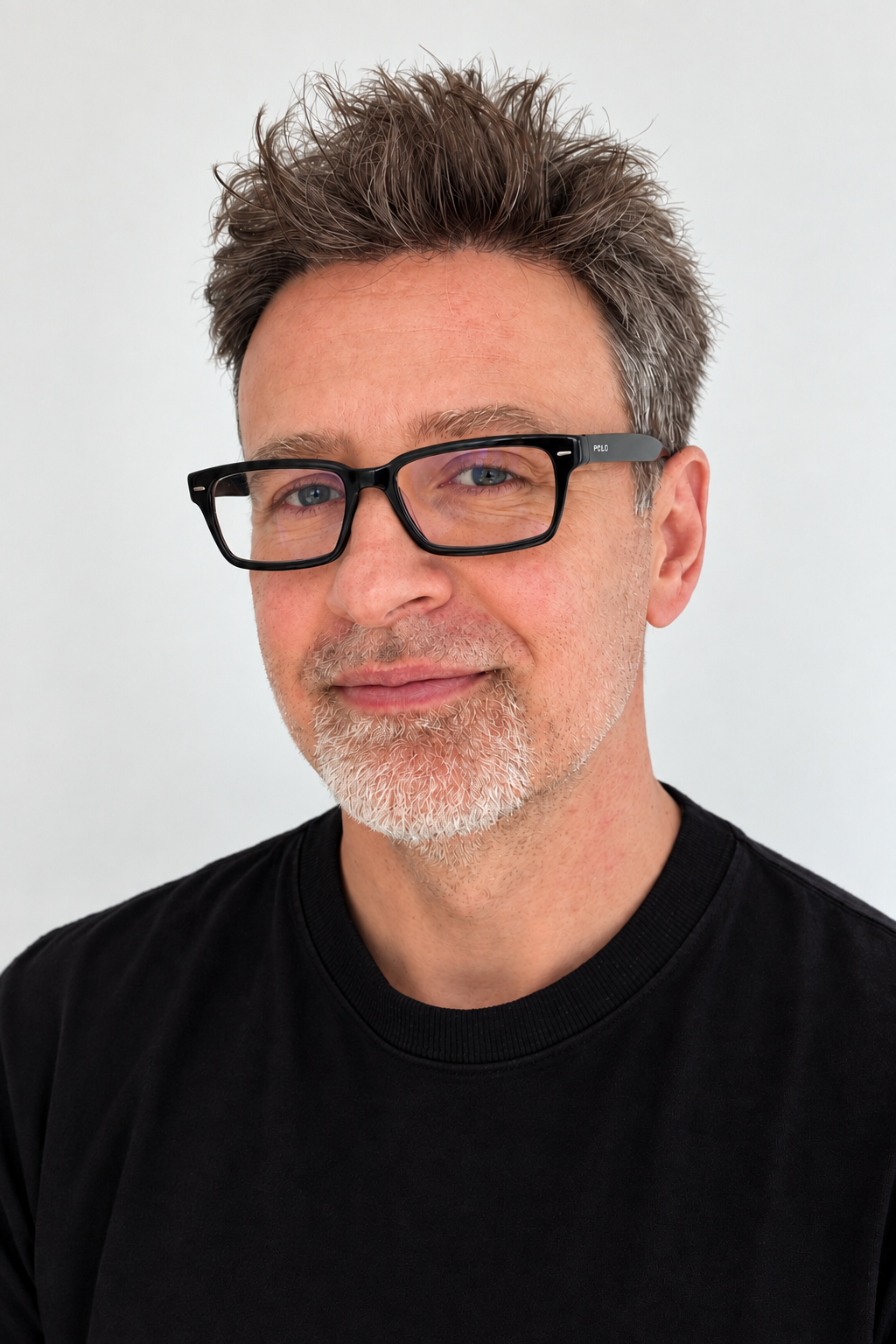 Fox Pretorius - Artist Photo.png