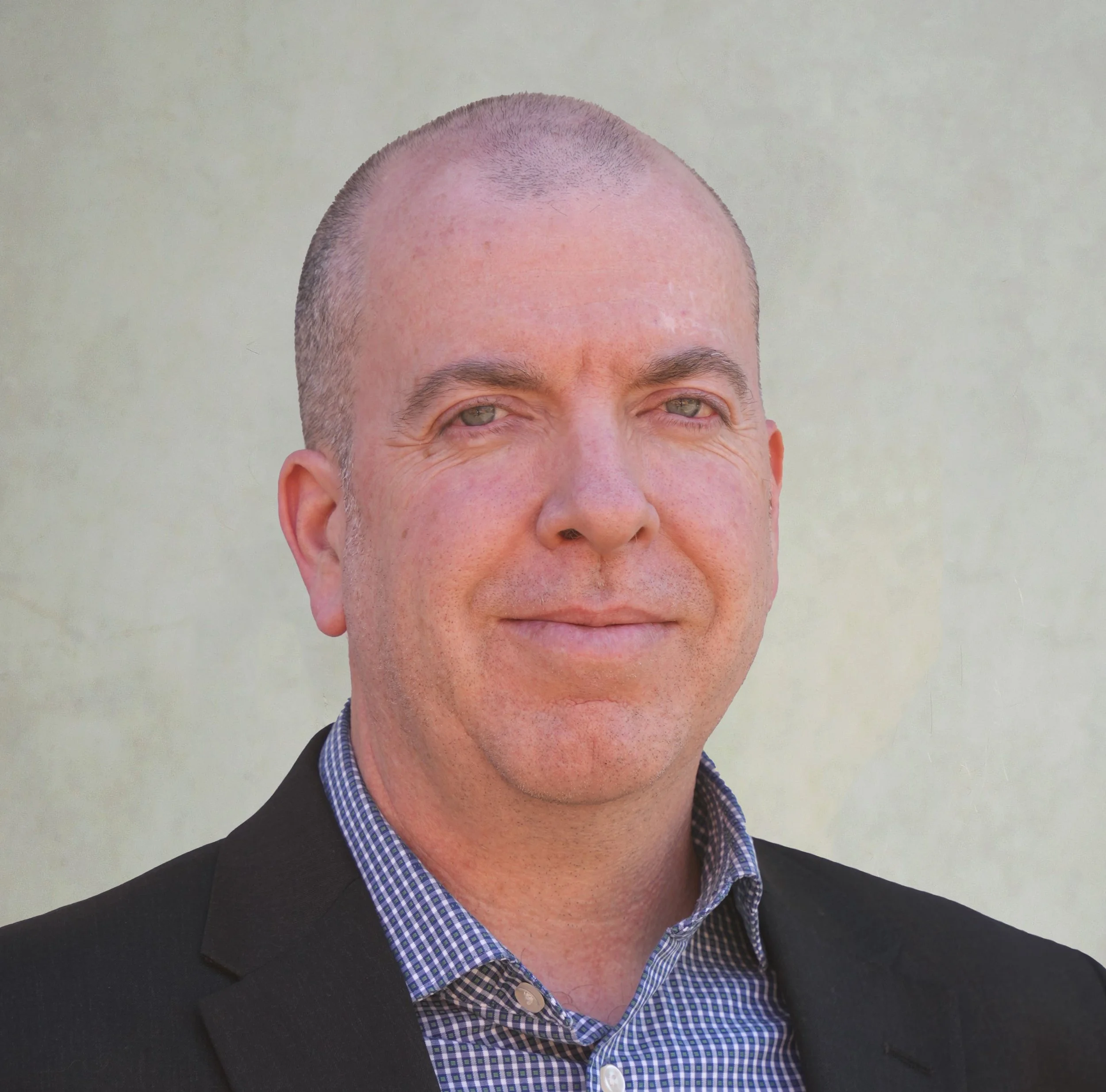   STEVEN BEER    Steven has developed a highly proactive style over the past 15 years to execute projects across a broad spectrum of projects in the commercial, retail and community sectors.   He has significant experience across multiple disciplines