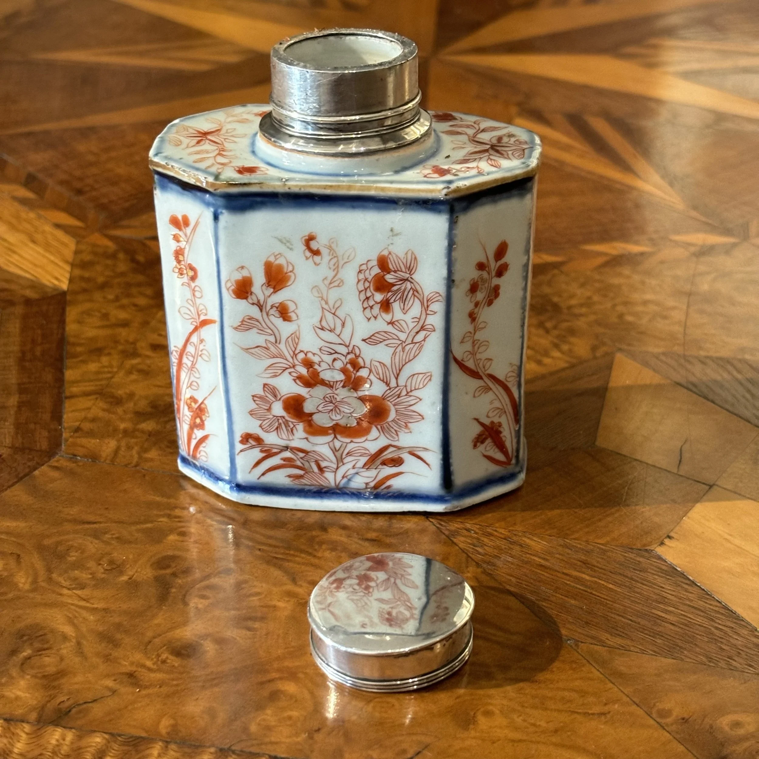 Antique-Chinese-tea-caddy-cannister-18th-century-2.jpg