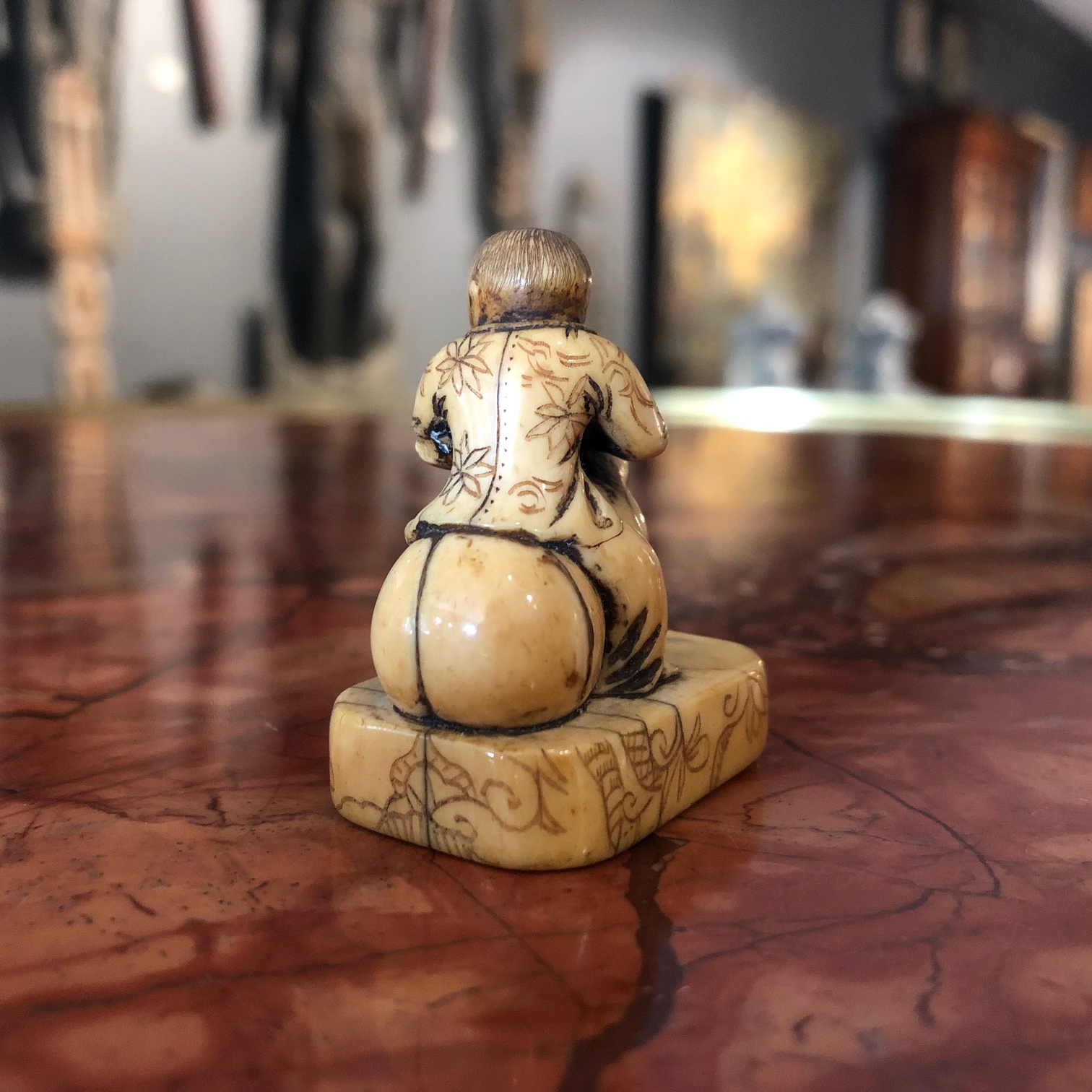 japanese do period ivory netsuke