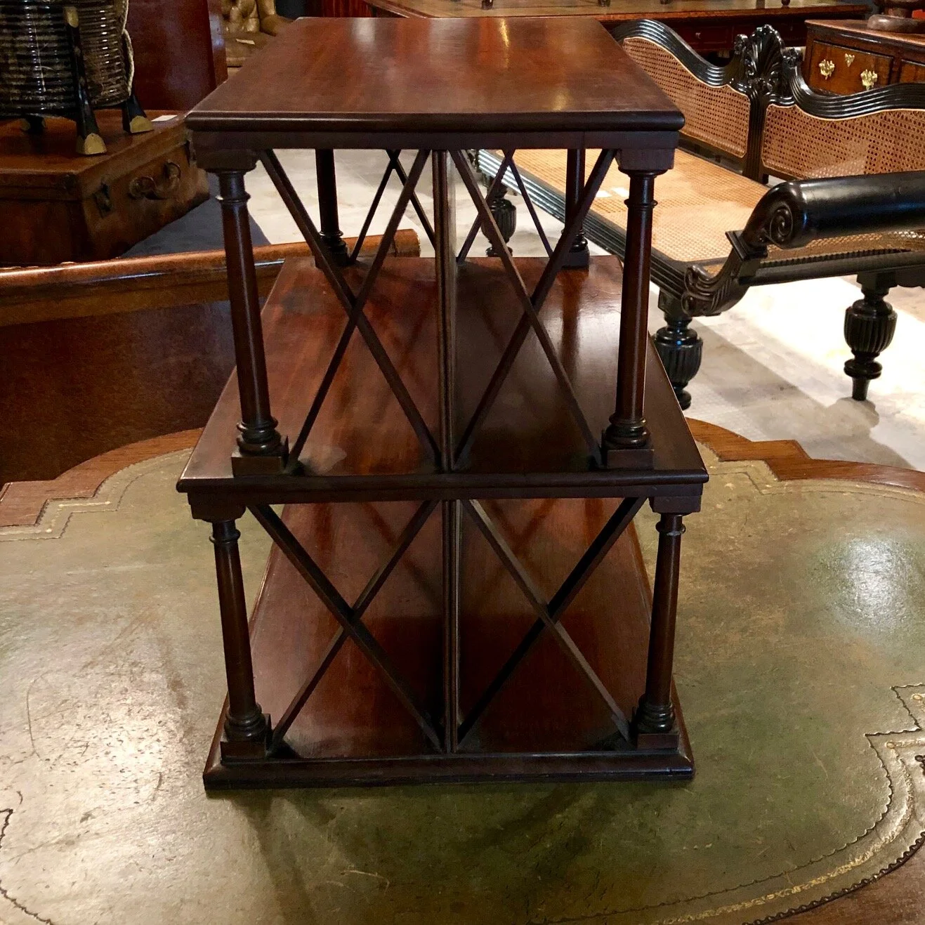 Early 19th century mahogany free standing bookshelf, English circa 1820-30.