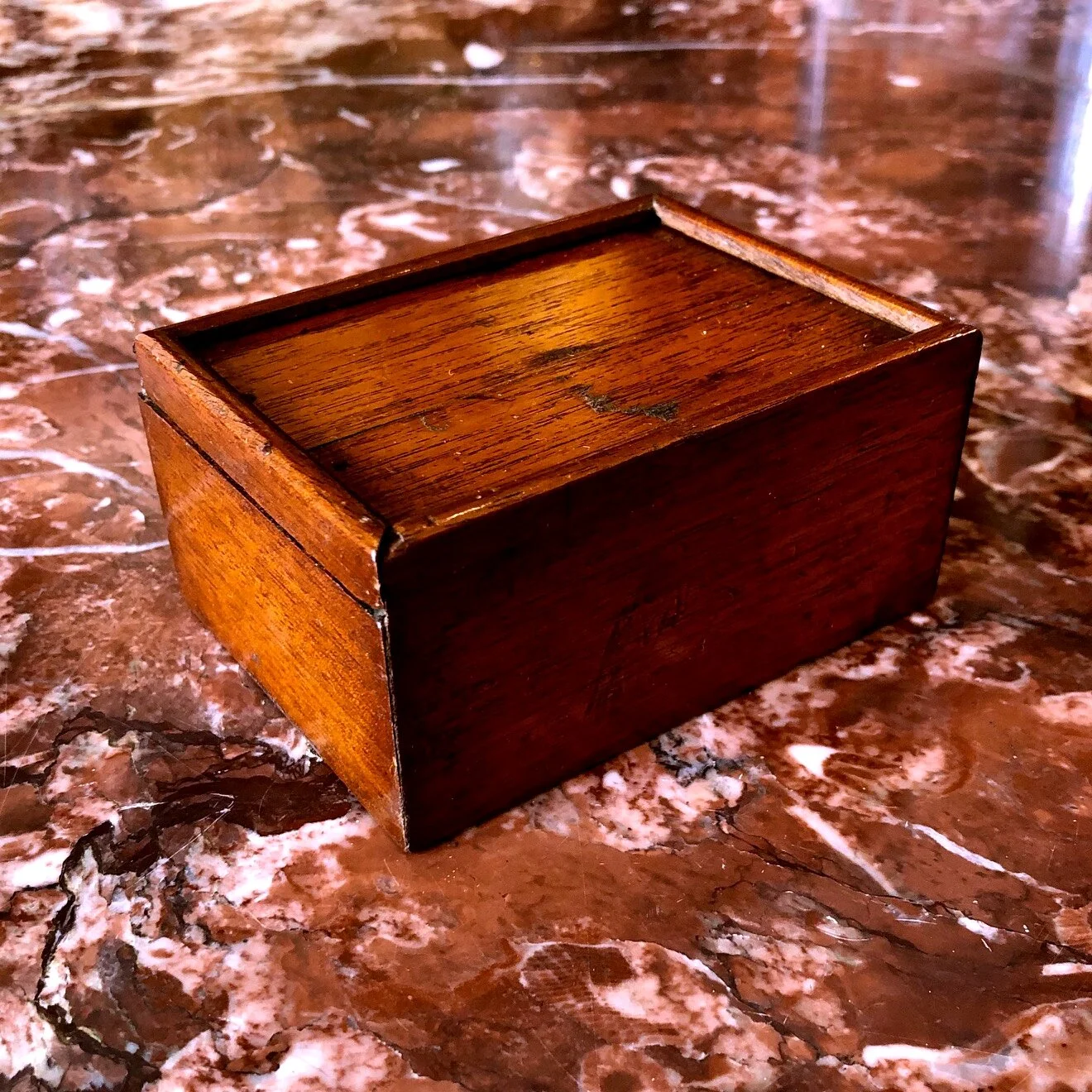 Set of 19th century ivory alphabet letters in original mahogany box, English circa 1860 antique