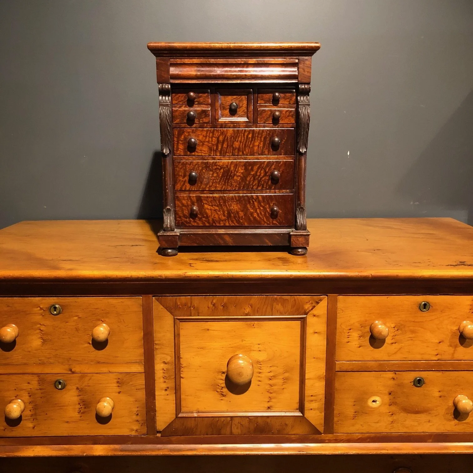 miniature-colonial-cedar-apprentice-chest-2.jpg