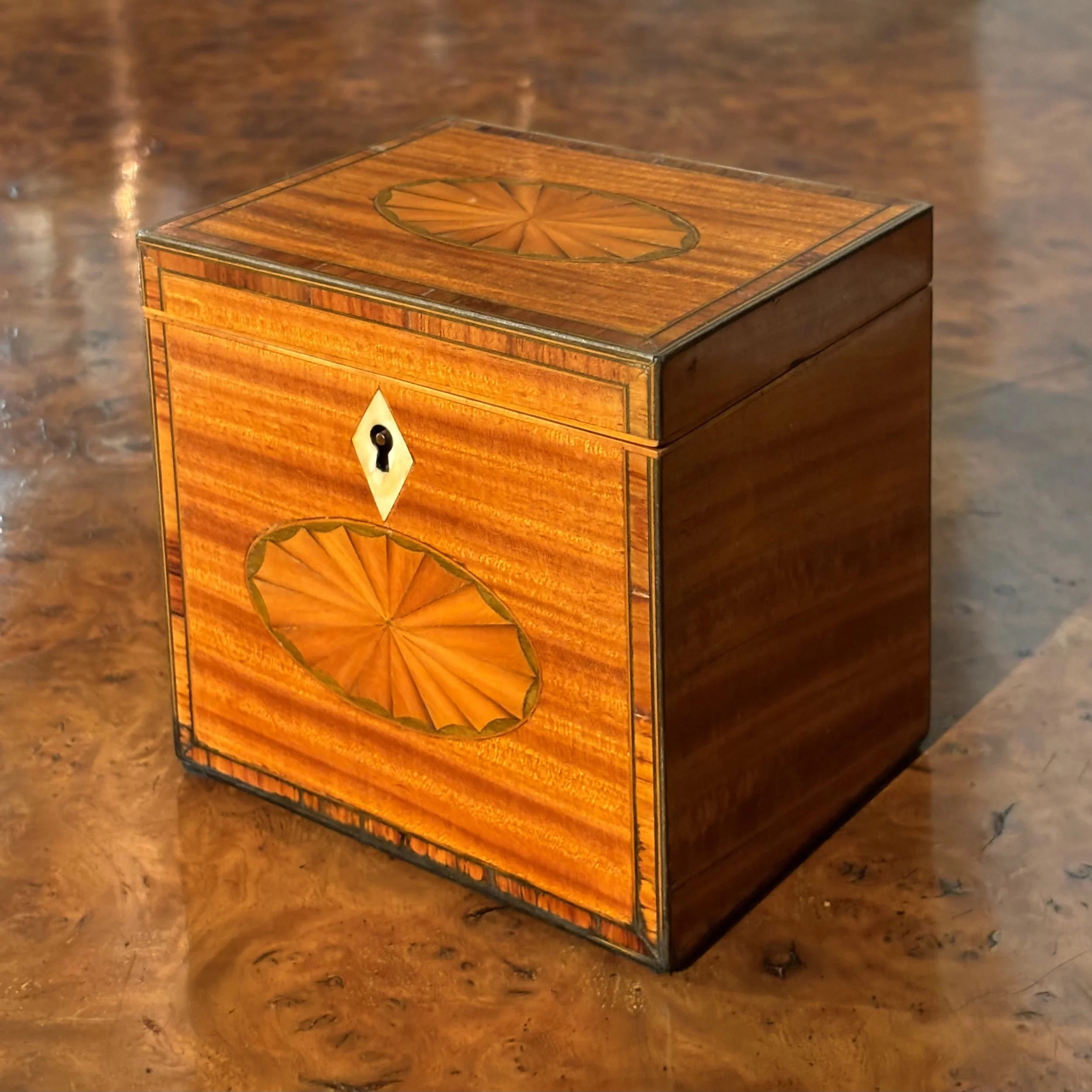 Rare-Antique-18th-century-Satinwood-Sheraton-tea-caddy-2.jpeg