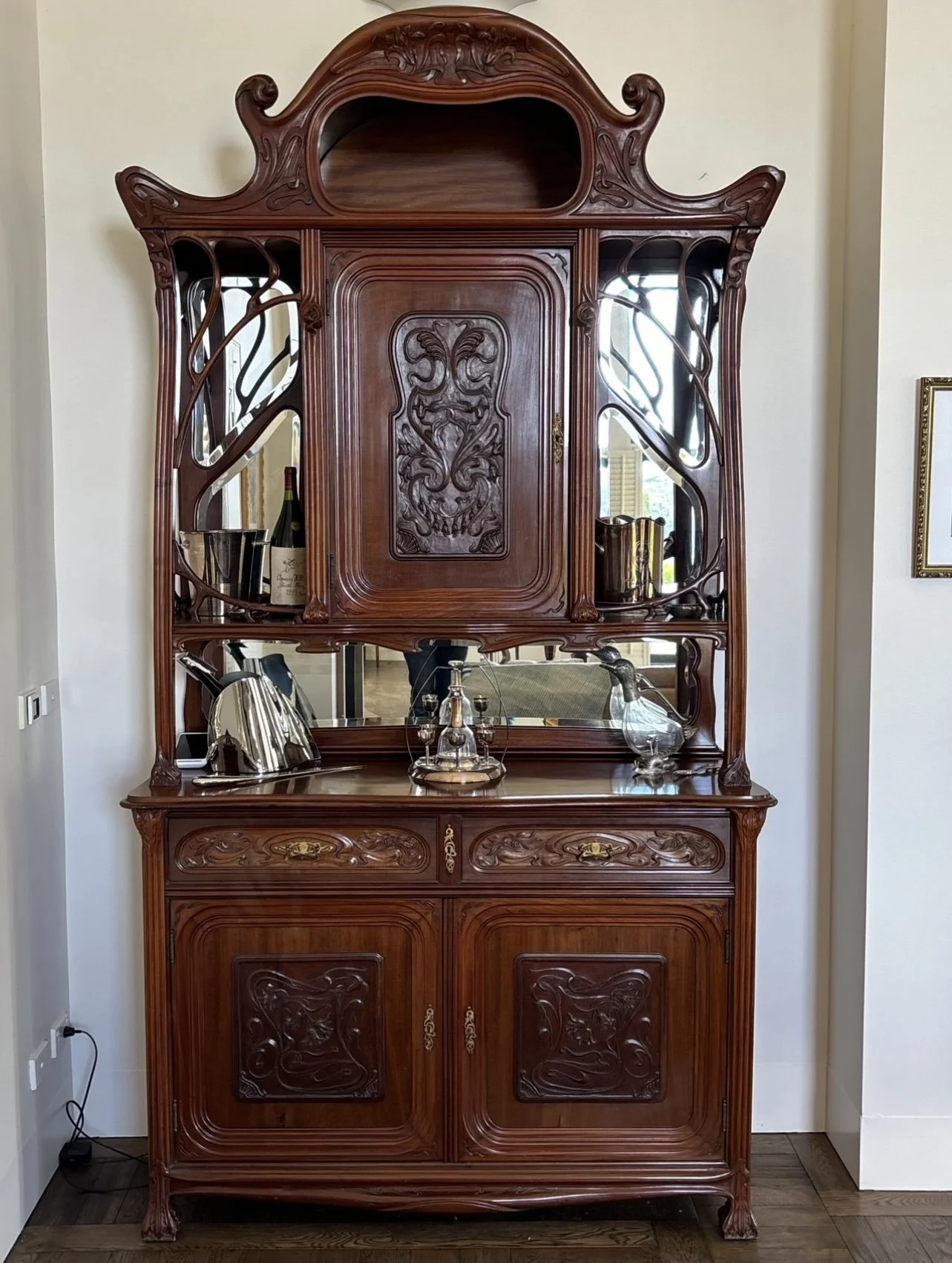 Rare-Antique-Art-Nouveau-Arts-and-crafts-Pair-cabinets-5.jpeg