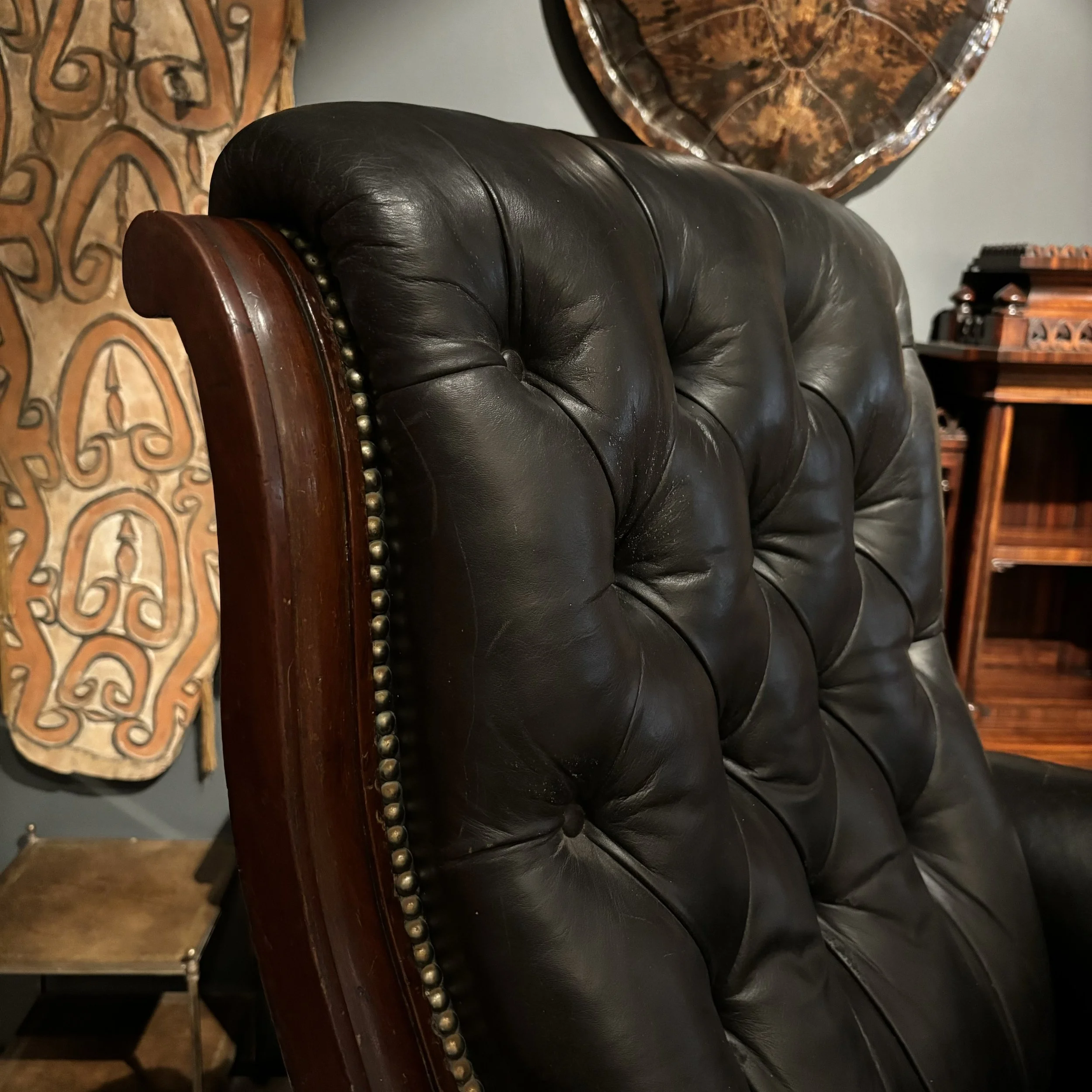 Antique-English-leather-carved-mahogany-lions-head-armchair-2.jpeg