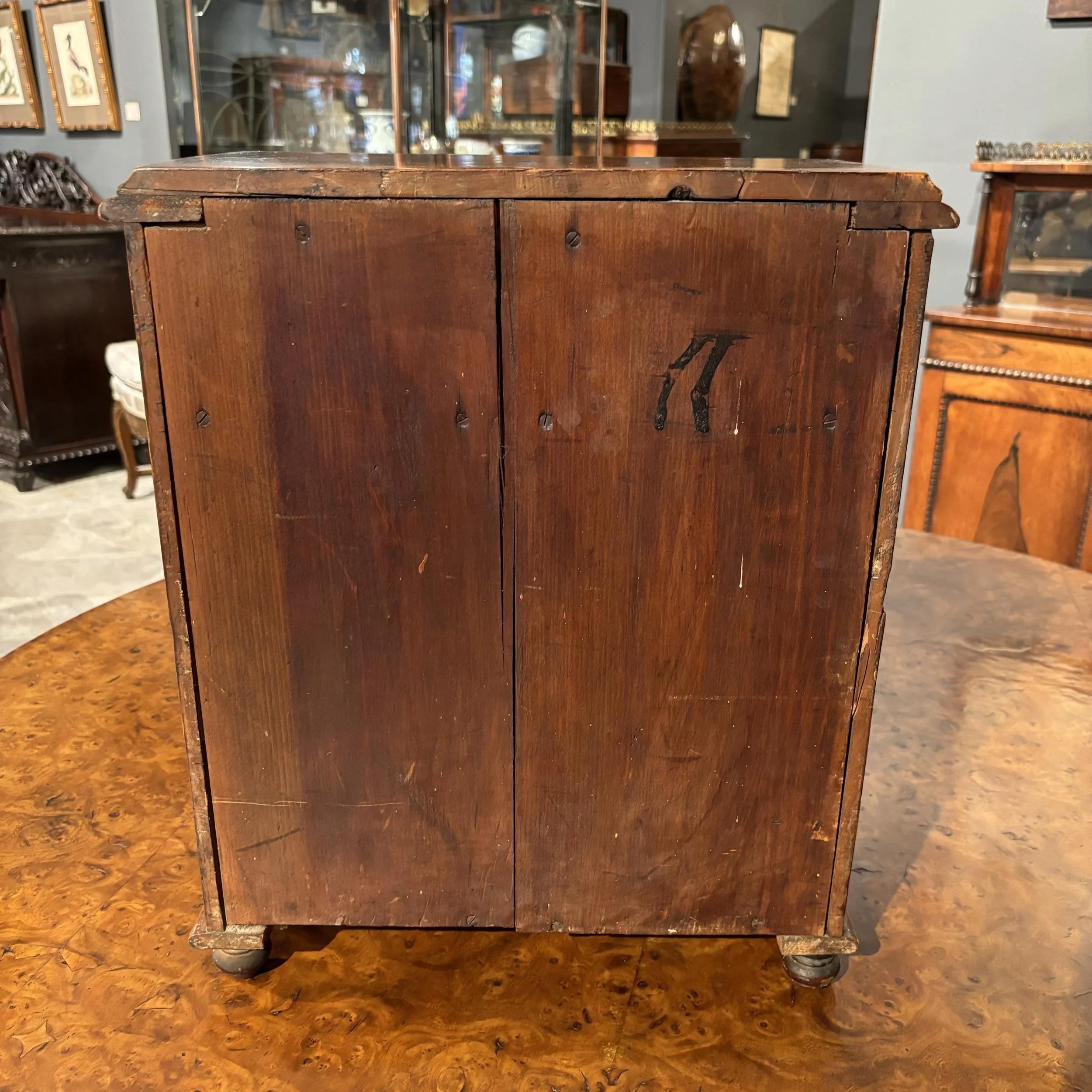 Antique-Australian-birds-eye-Huon-Pine-miniature-Tasmanian-apprentice-chest-2.jpeg