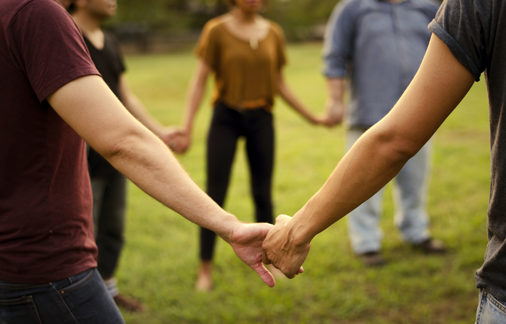 e-group-of-people-support-unity-arm-around-together-5D83NRX.jpg
