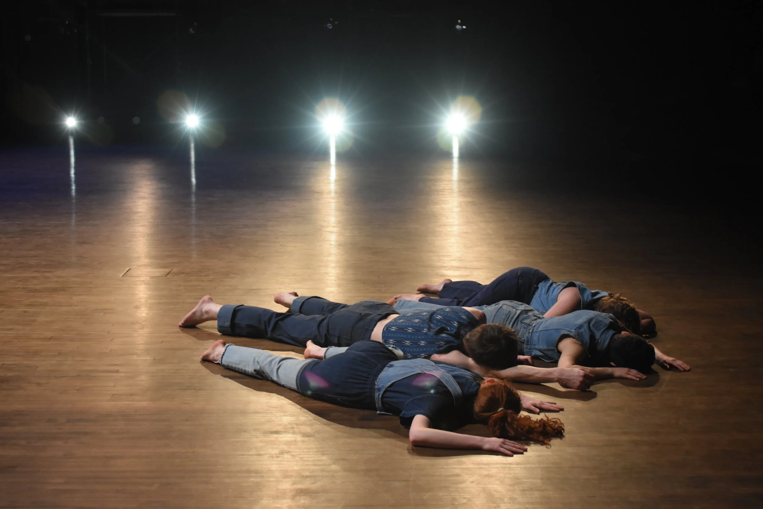 Everybody Sings in Unison! (2018)