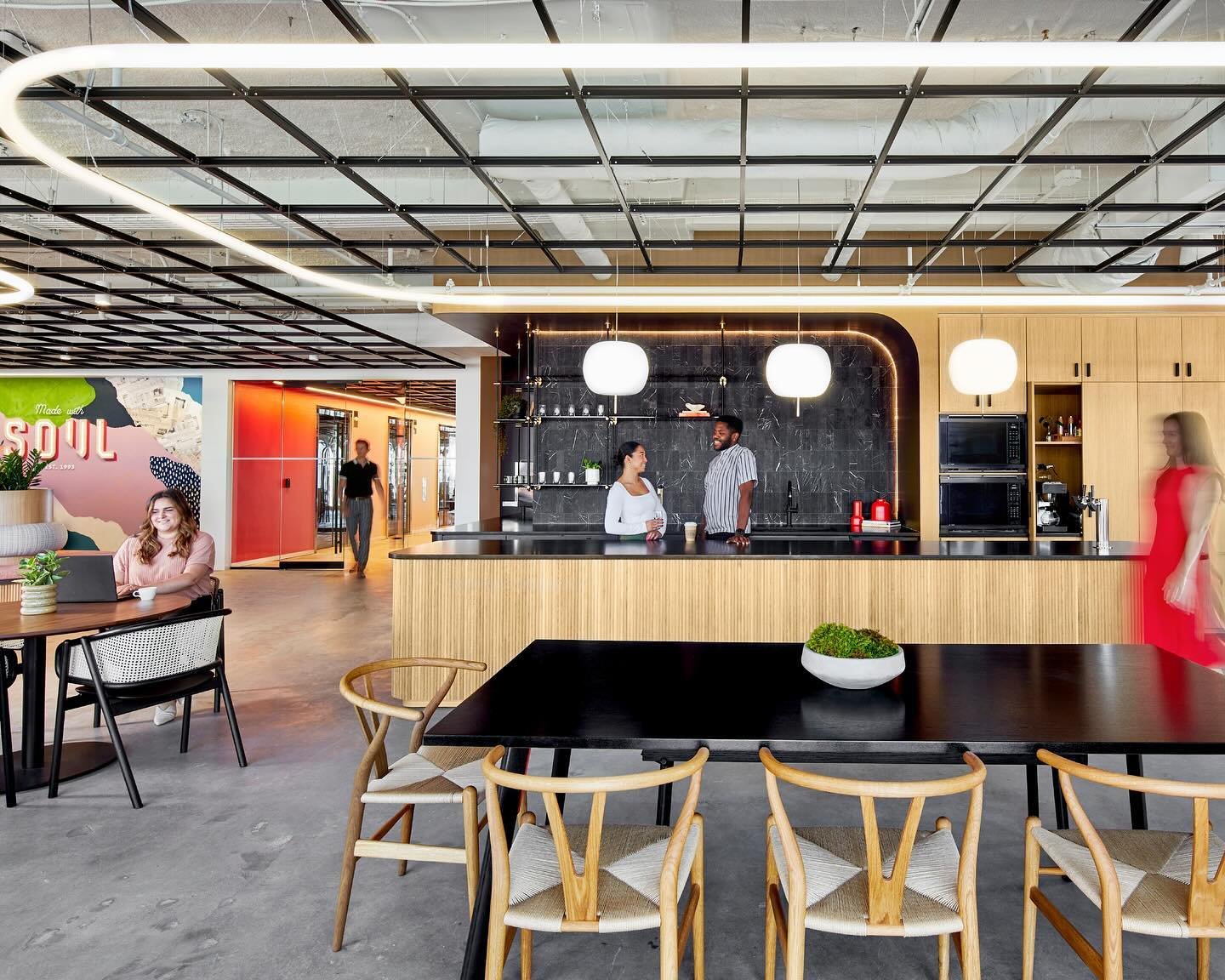 Congratulations to @gensler_atlanta Project Soul - Gensler Atlanta Office for Best of Workplace (20,000 - 75,000 SF).

We&rsquo;re taking everything you think you know about the South and turning that on its head; this is Project Soul, a 14th-floor r