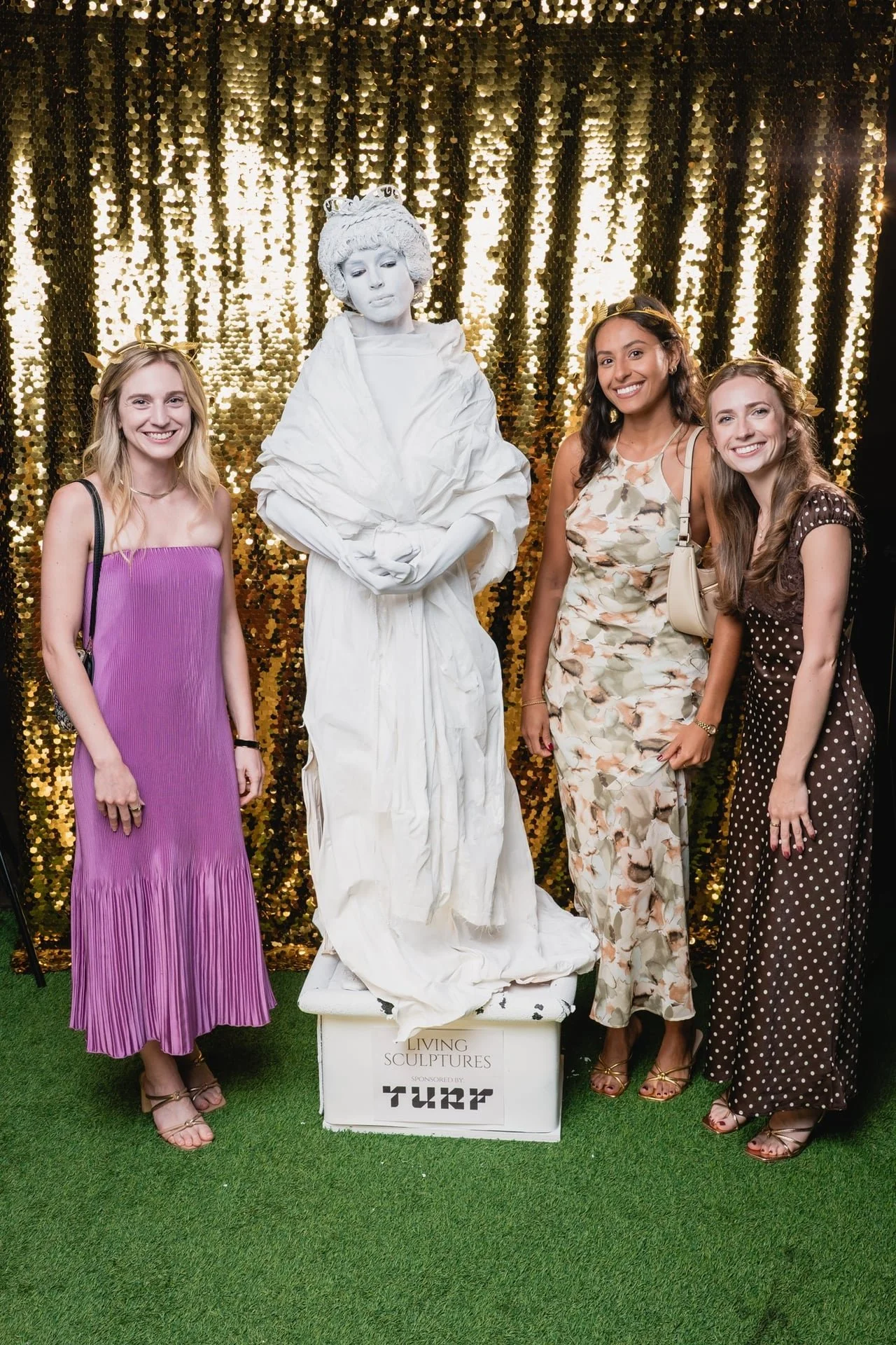 Dressed-1340538.jpg