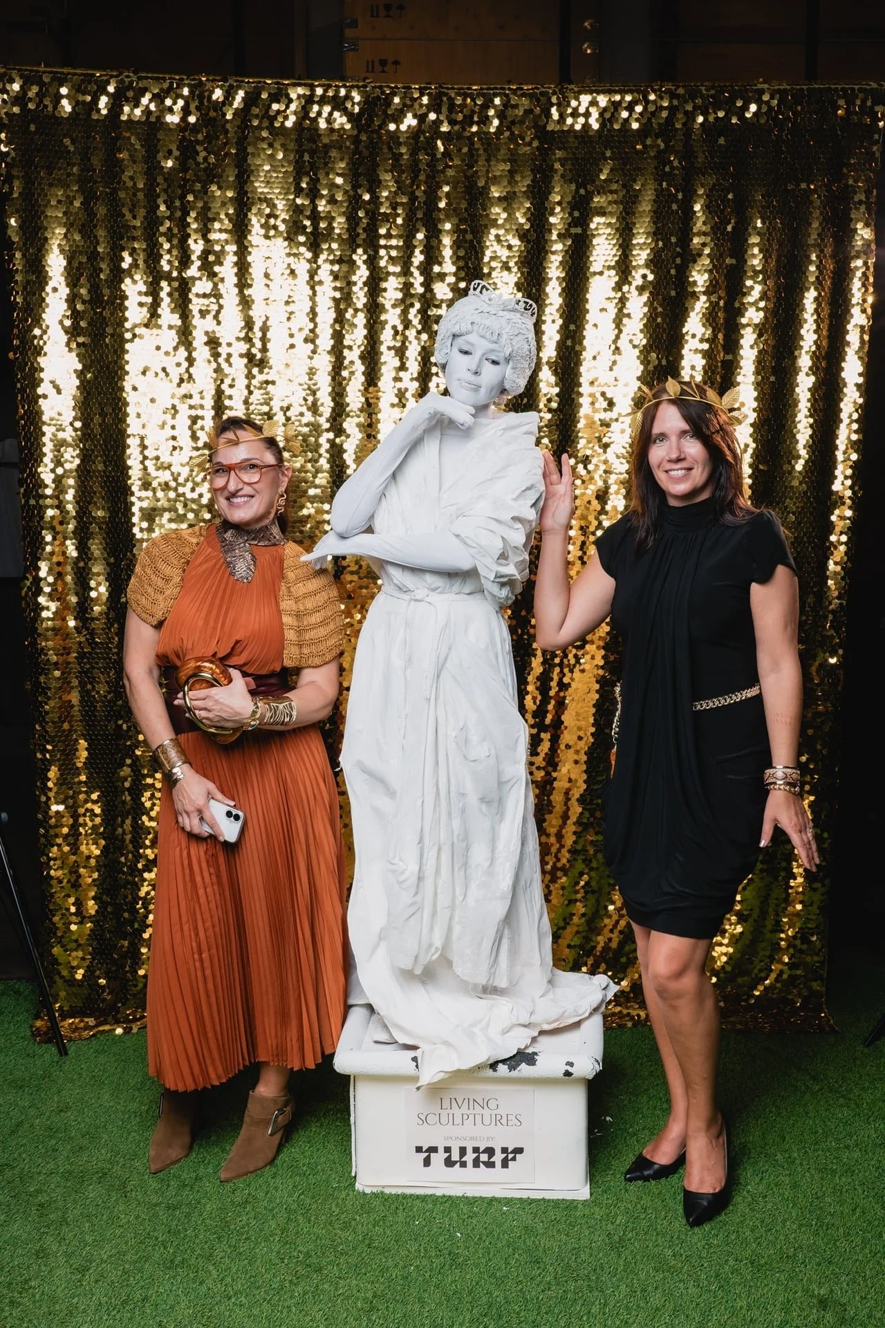 Dressed-1340645.jpg