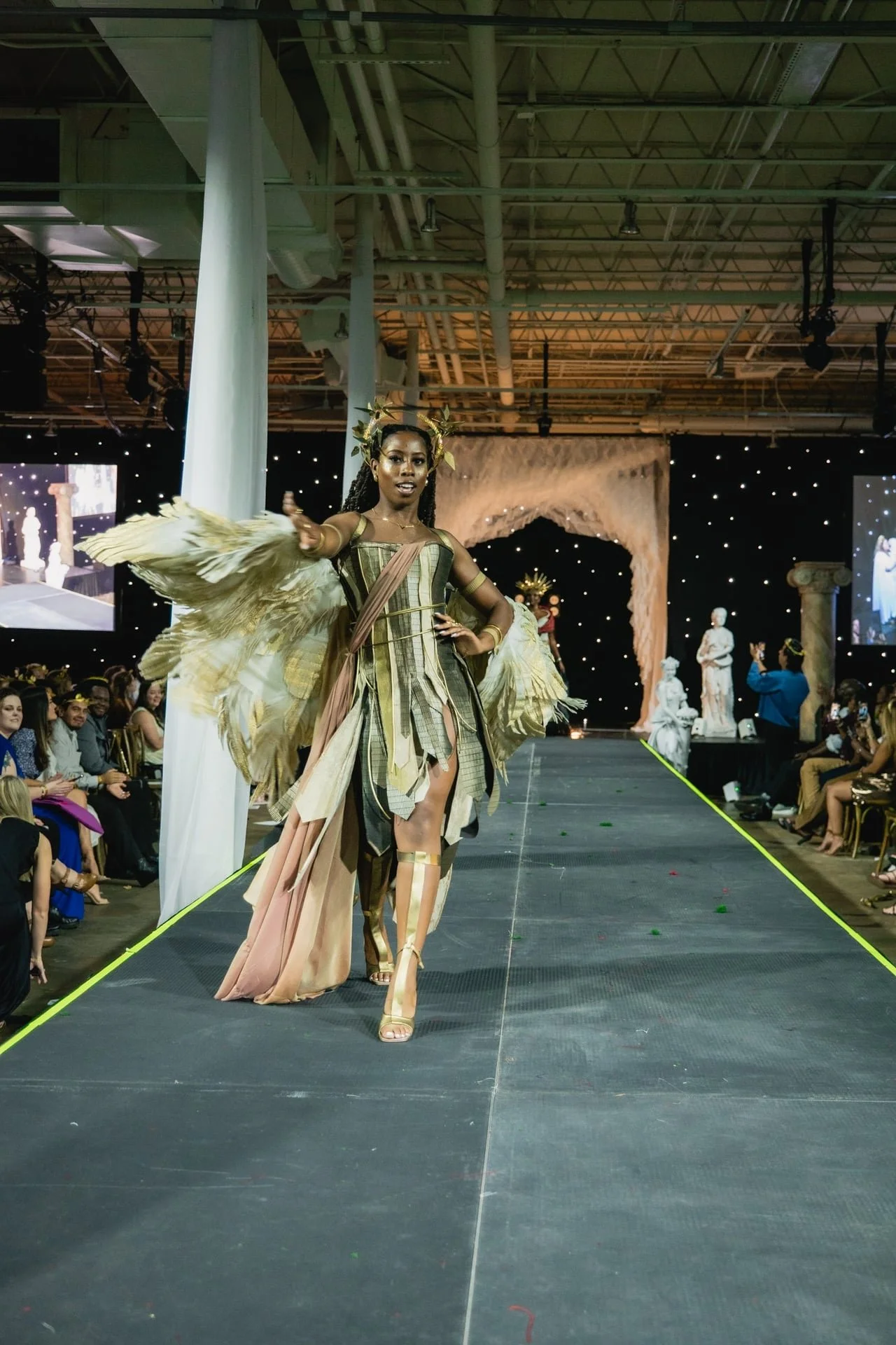 Dressed-1341377.jpg