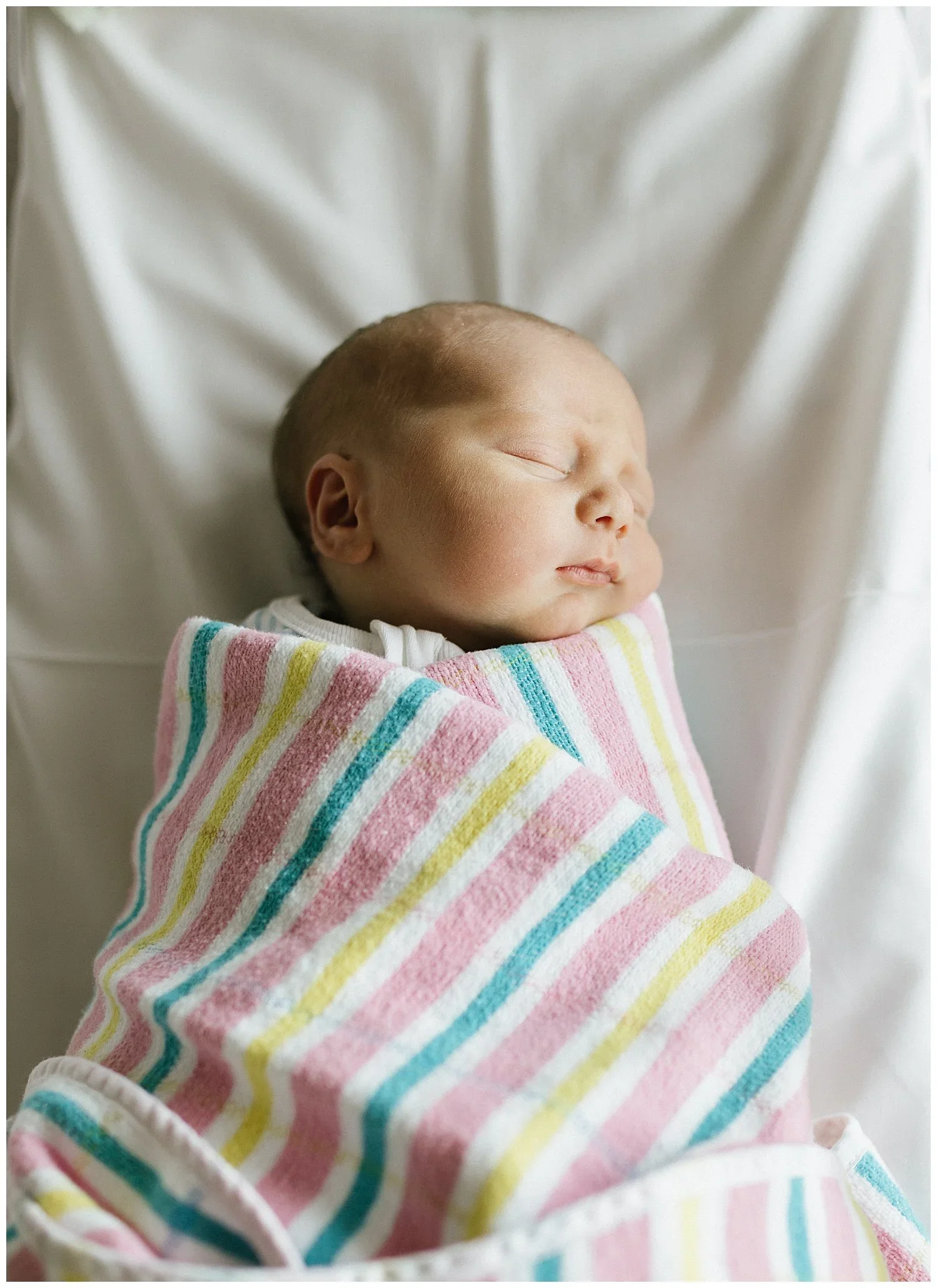 Fresh 48 Session | Welcoming New Life at Mater Mothers Brisbane – Wylde Folk Studio