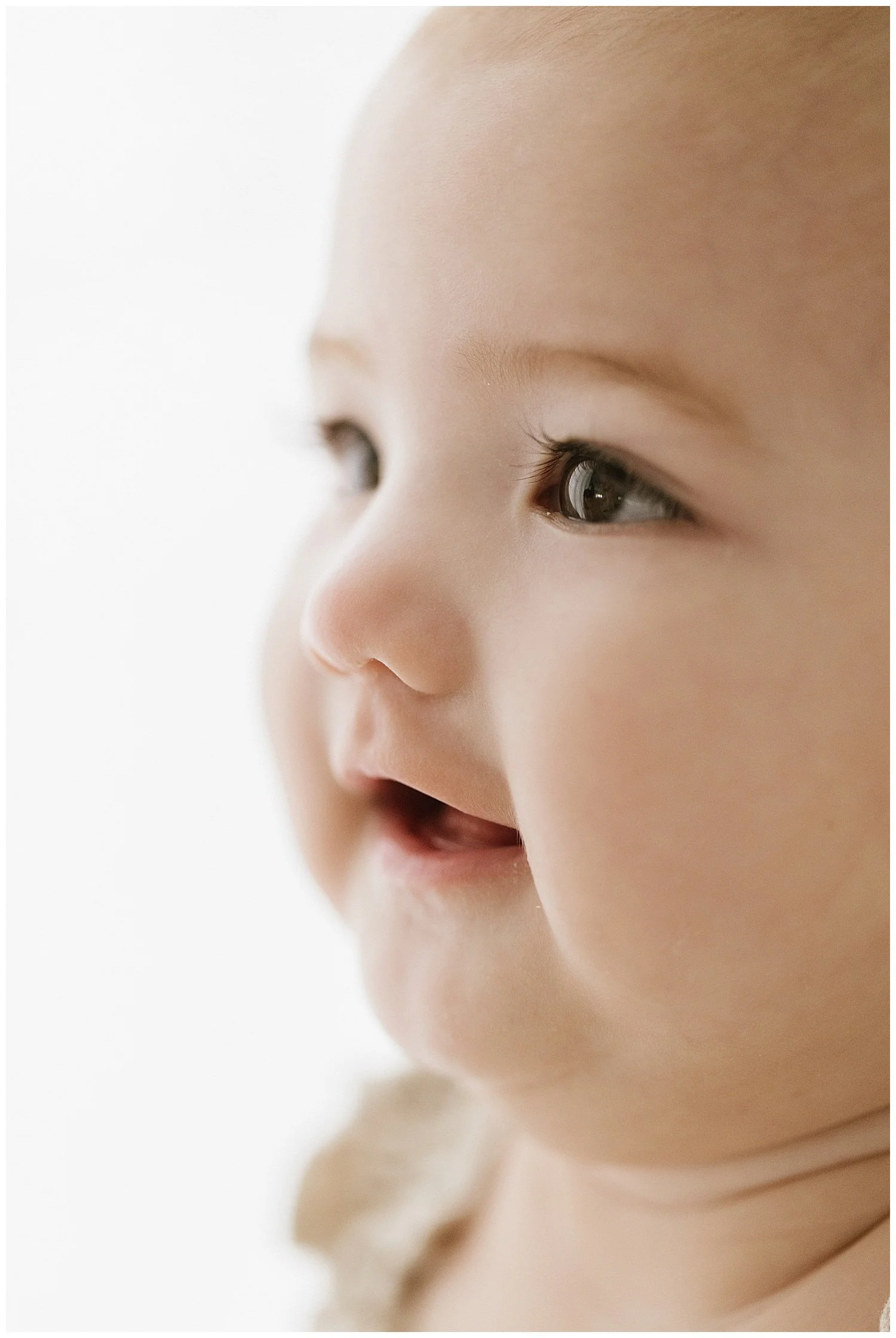 Brisbane Sitter Sessions for Babies 7–10 Months