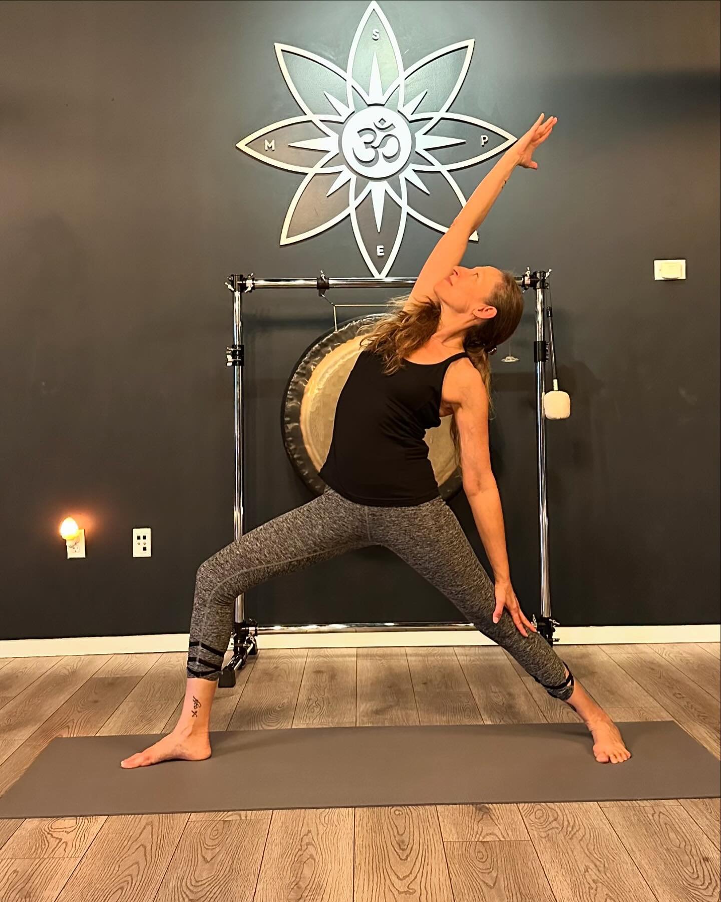 Curtains up, cushions down, and the love is all around! I'm settling in to my new Delray Beach digs and so excited to bring the joy and good vibes to @chakrachallenge in Boynton Beach! Come join me there for a Fusion Yoga practice at 1pm this Saturda