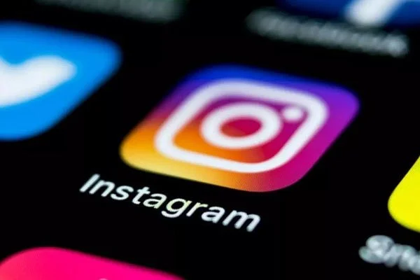 Instagram Instagram