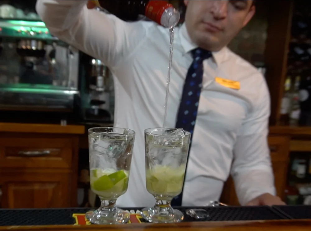 Bar photo 2