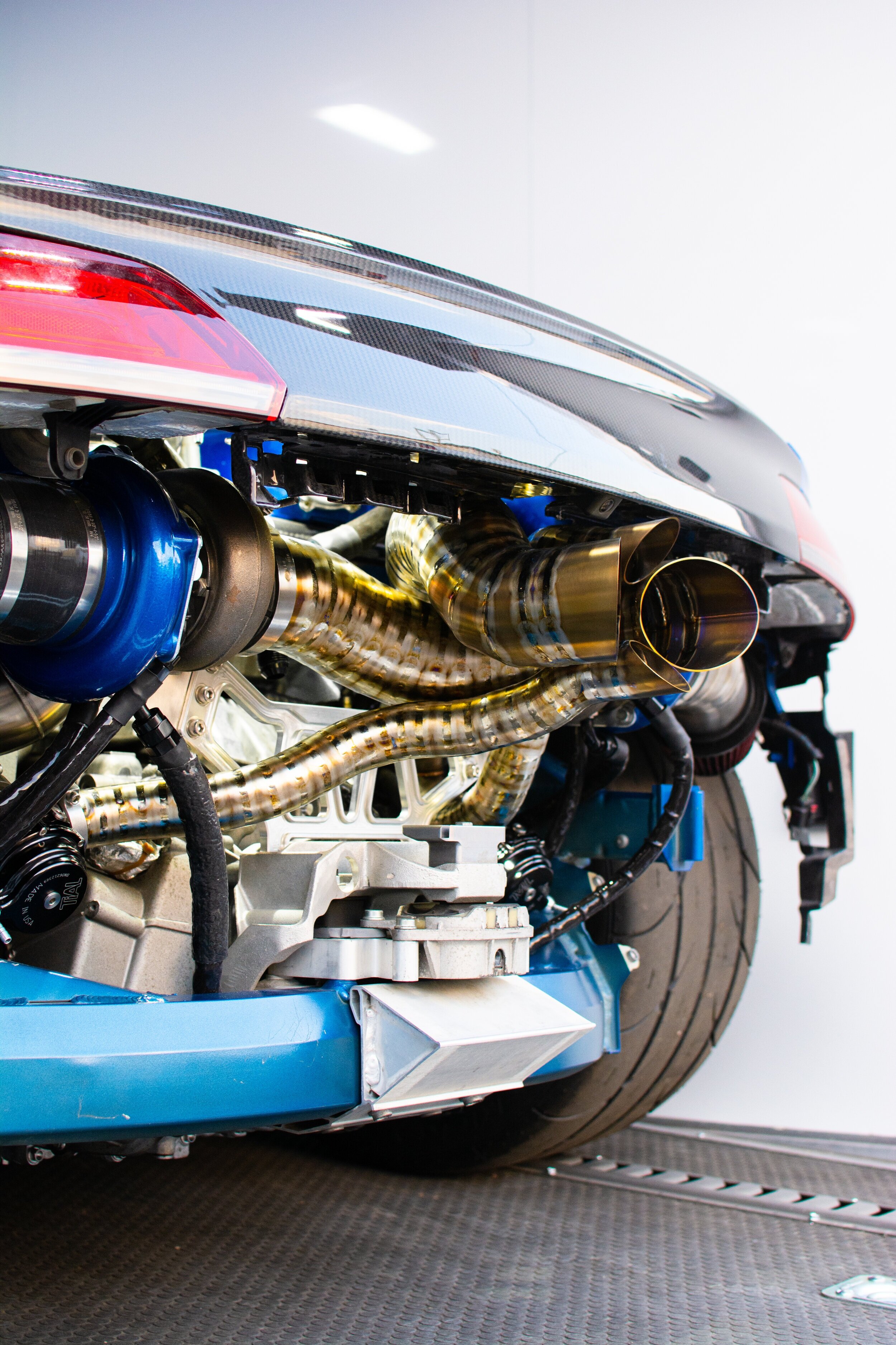 Audi R8 Twin Turbo Exhaust Titanium