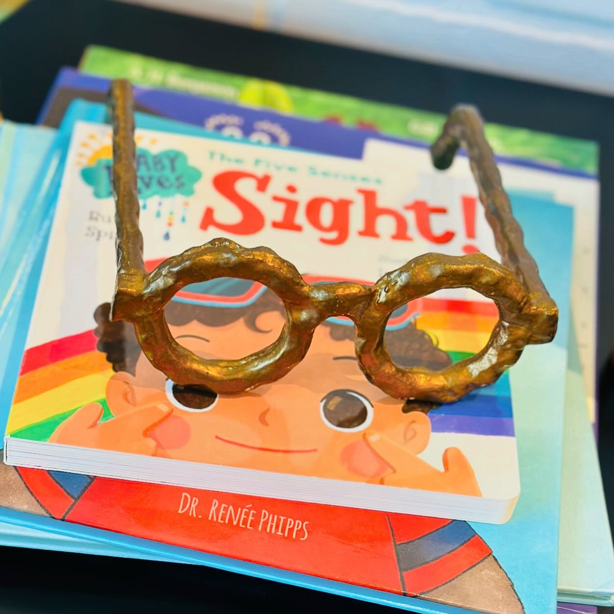 As the end of the school year is in full effect, I&rsquo;m sure you&rsquo;re just trying to get to summer in one piece like we are!! 🤣 but don&rsquo;t forget that summer is the perfect time to get the kids in for eye exams without having to take the