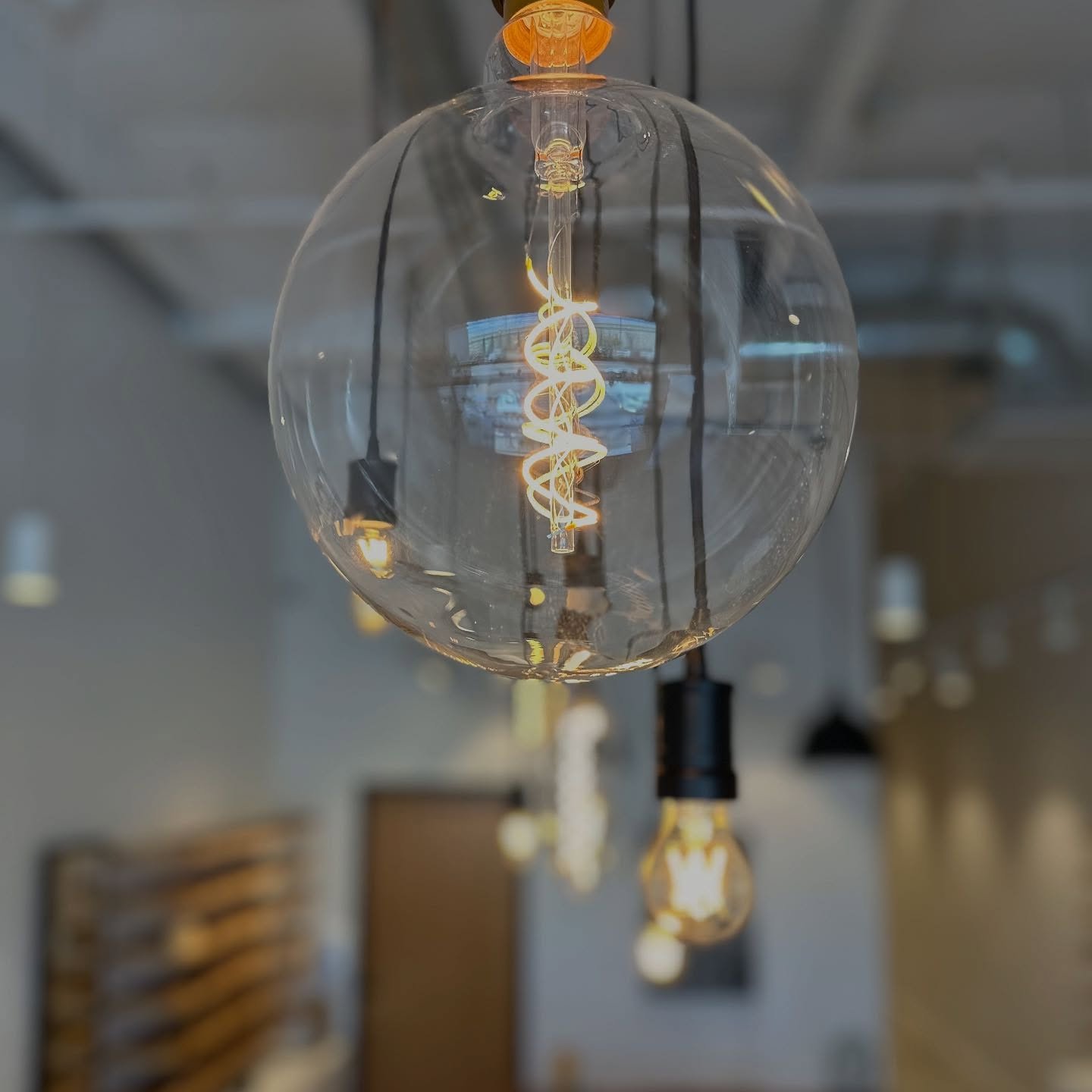 We&rsquo;ve got some new ideas and new things coming over the next few months!! Stay tuned 💡🤓🙌🏻
#eyes #eyeexam #eyeglasses #glasses #sunglasses #eyedoctor #optometry #optometrist #spectale #spectacles #shopsmall #familyowned #seebetterlookgood #s