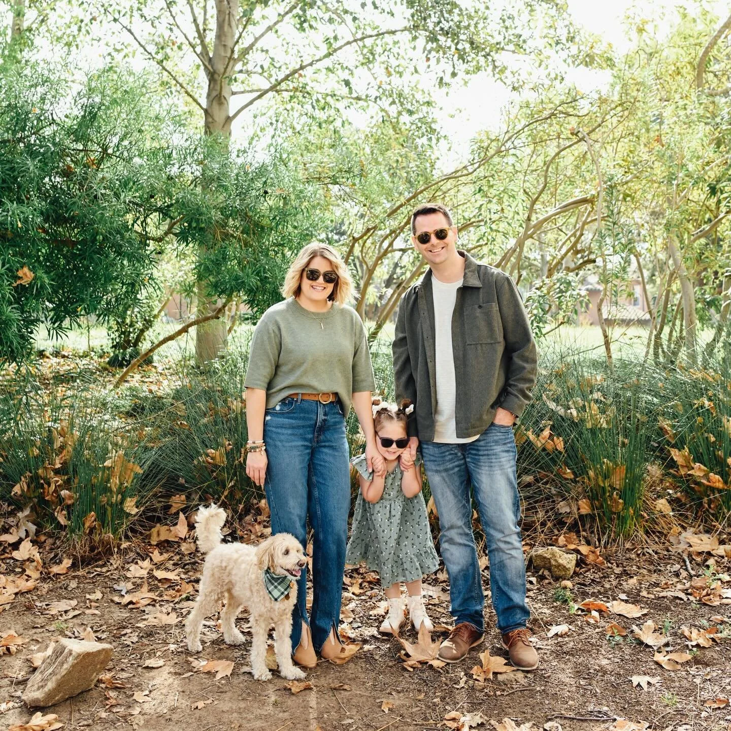 Merry Christmas from our #littlebovyfamily to yours! 🎄We hope you have a happy holiday, and we&rsquo;ll see you Saturday! 👀 #merrychristmas #eyes #eyeexam #eyeglasses #glasses #sunglasses #eyedoctor #optometry #optometrist #spectacle #spectacles #s