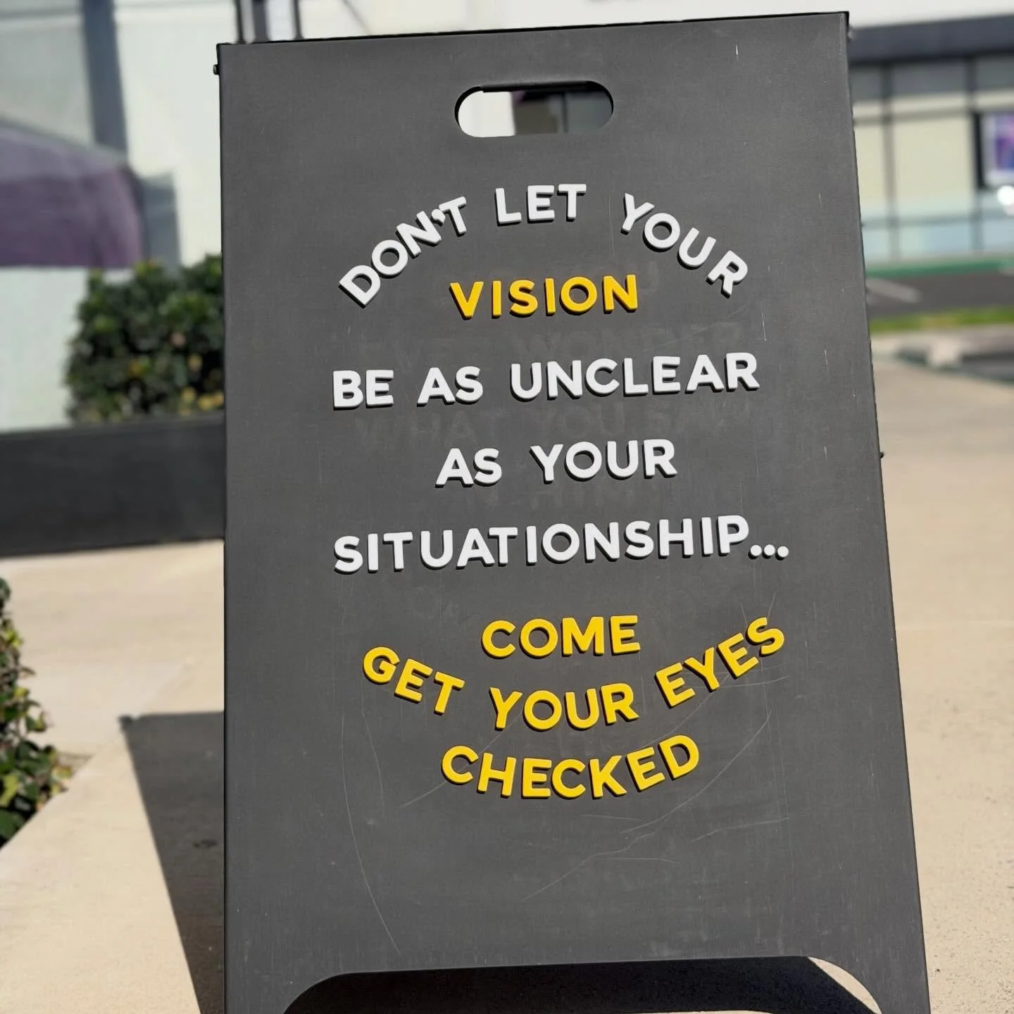 In case you haven&rsquo;t seen our letterboard lately, here&rsquo;s a little something to get you through this Valentine&rsquo;s weekend 😉🙌🏻🤣 #optometrist #fridayfunny #shopsmall #seebetterlookgood #spectacleoptometry