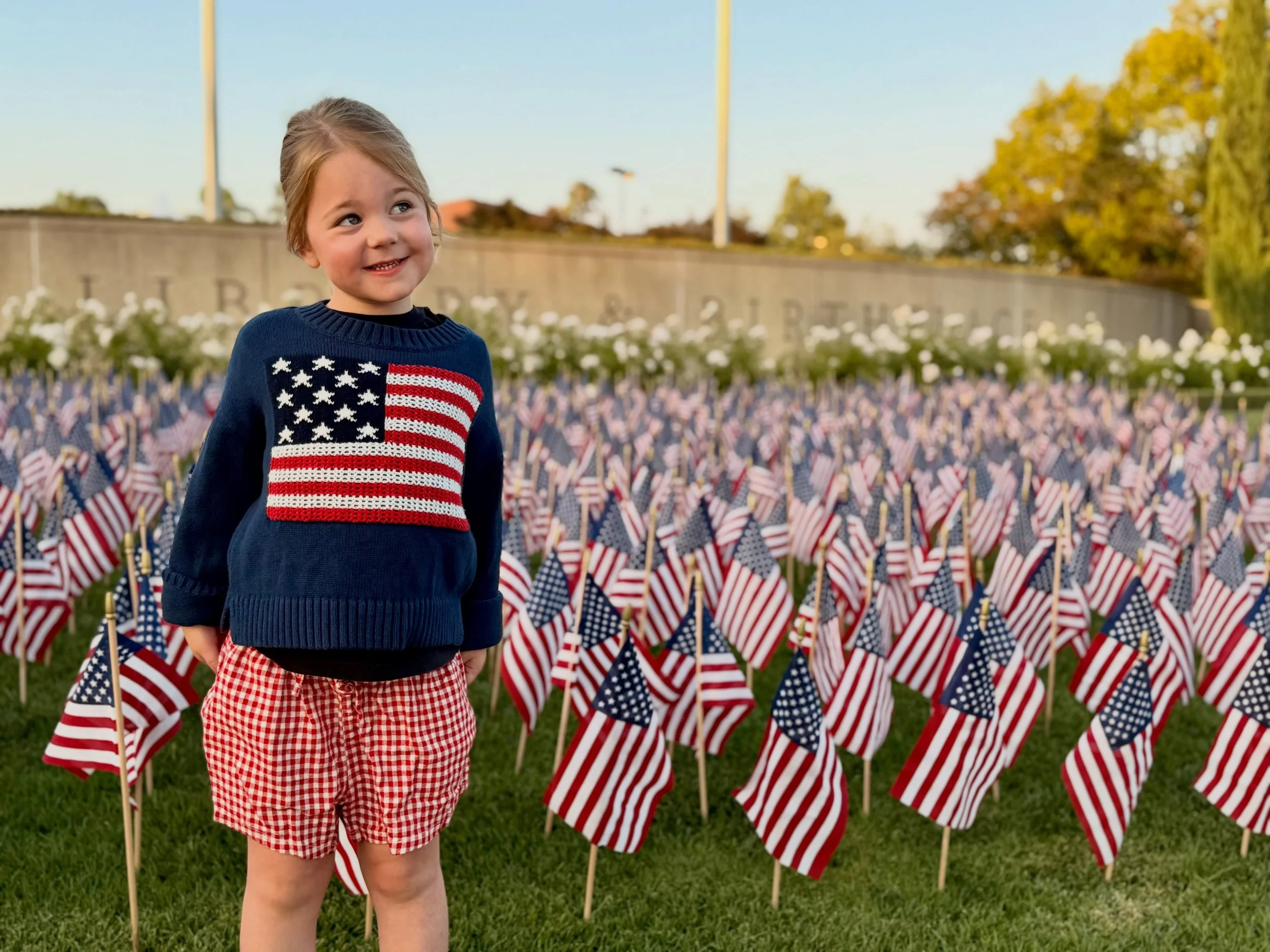 We hope your Memorial Day weekend is off to a good start! We&rsquo;ll see you back in the office Tuesday from 9am-7pm ☀️🇺🇸😎 #spectacleoptometry #familyowned #holidayweekend #shopsmall #seebetterlookgood
