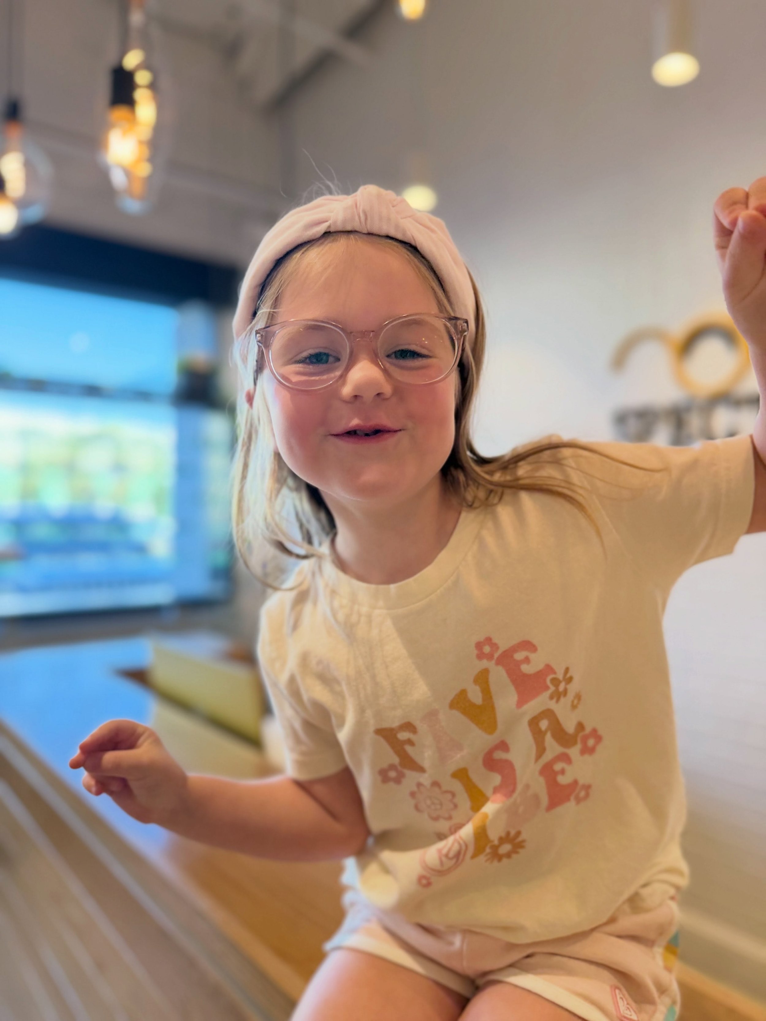 This girlie stopped into the office earlier this week to&hellip; well, just run around and basically pretend to be a receptionist, doctor, you name it! 🤣 Check out our stories for another series of the Adventures of Parker! #parkerrosebovy #littlesw