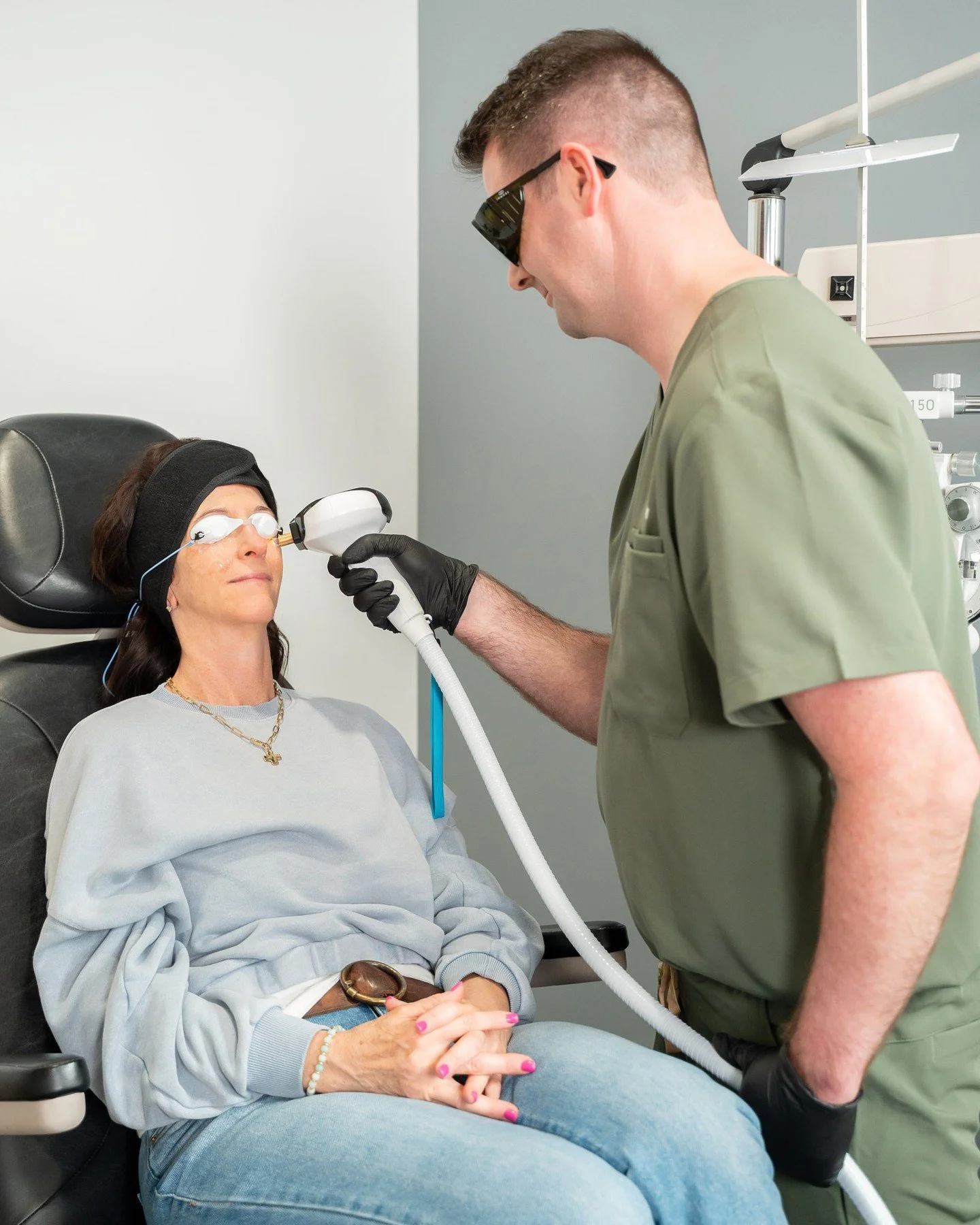 Ready to be bright-eyed and dry eye free? Call us to schedule your #Lumeccai consultation! Lumecca-I is an IPL treatment that targets the inflammation that causes symptoms associated with dry eyes. It also stimulates collagen production, improving th