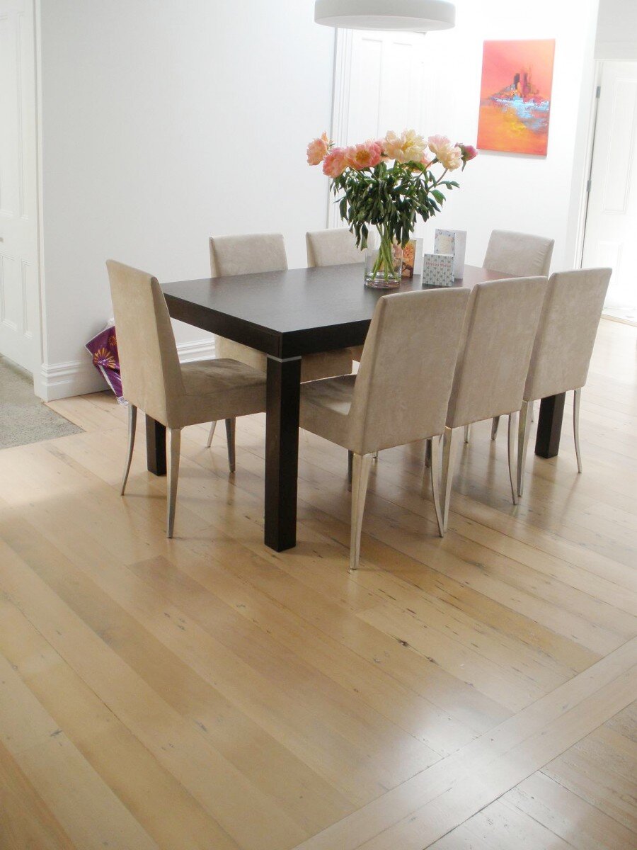 dining_room_coated_with_water_-_borne_lo_-_sheen_finish2.jpg